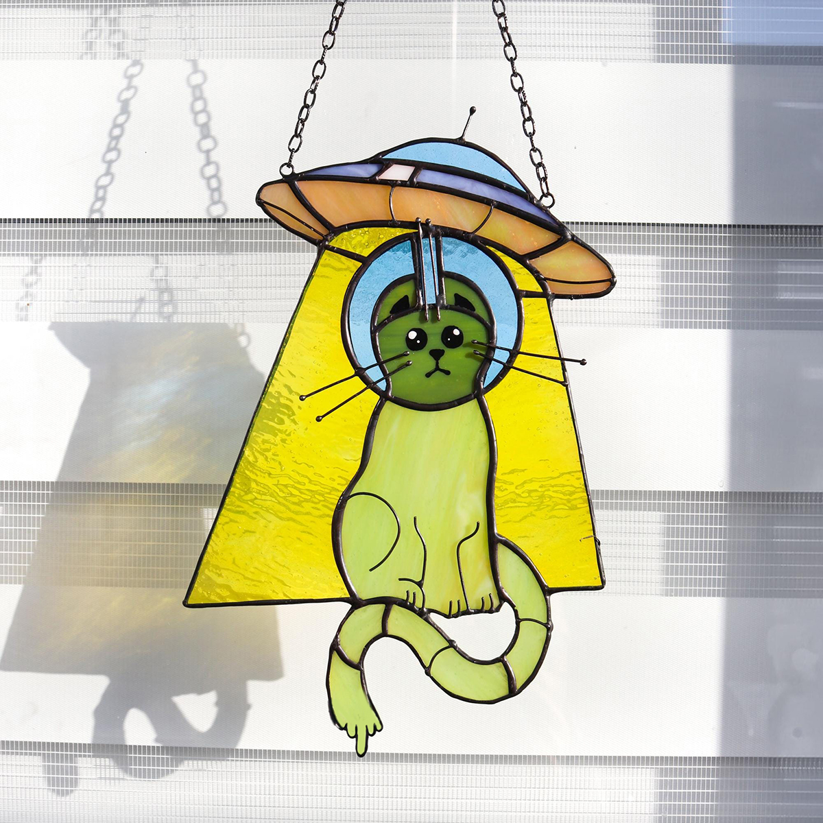 Funny Middle Finger Alien Cat Suncatcher