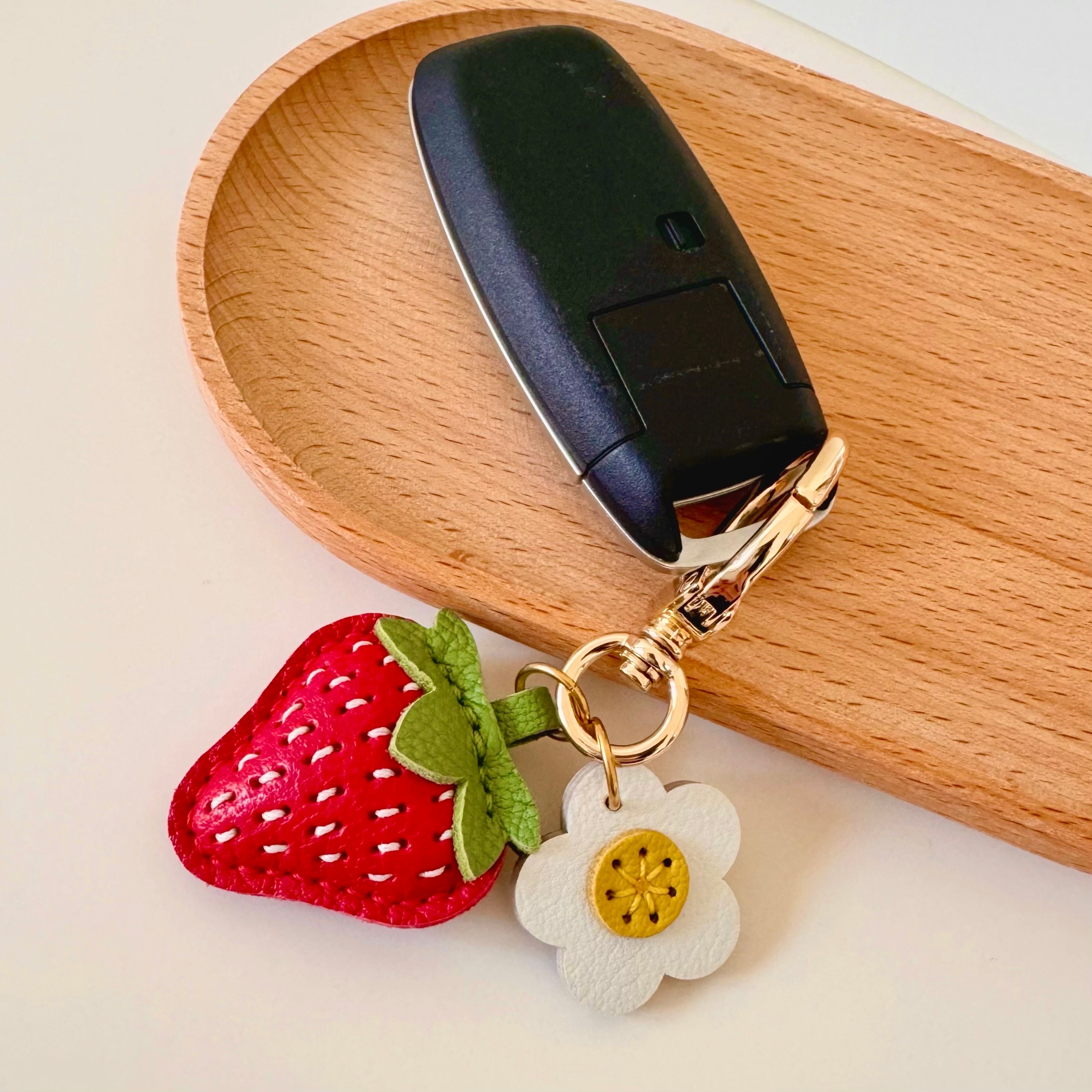 🍊🌼Leather Fruit And Flower Key Fob