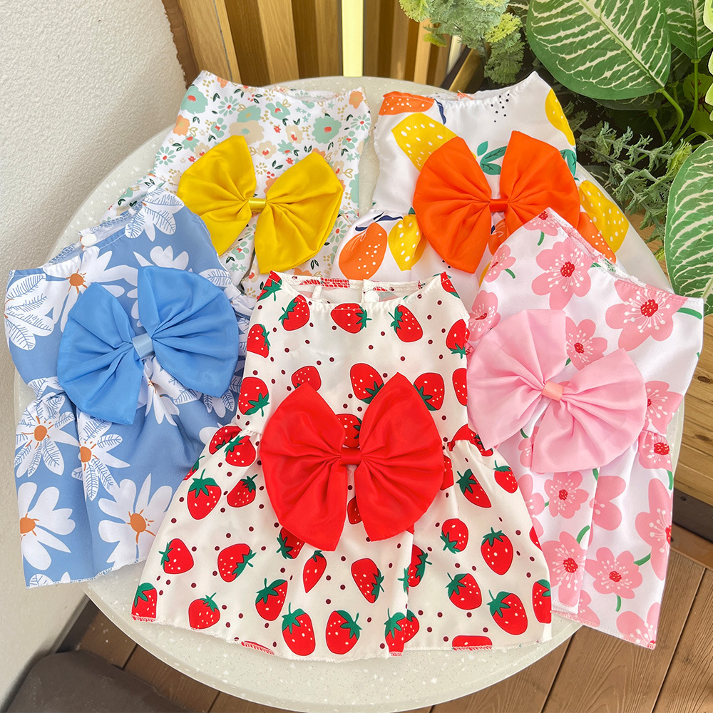 Colorful Pet Dress – Adorable & Comfortable for Cats & Dogs!