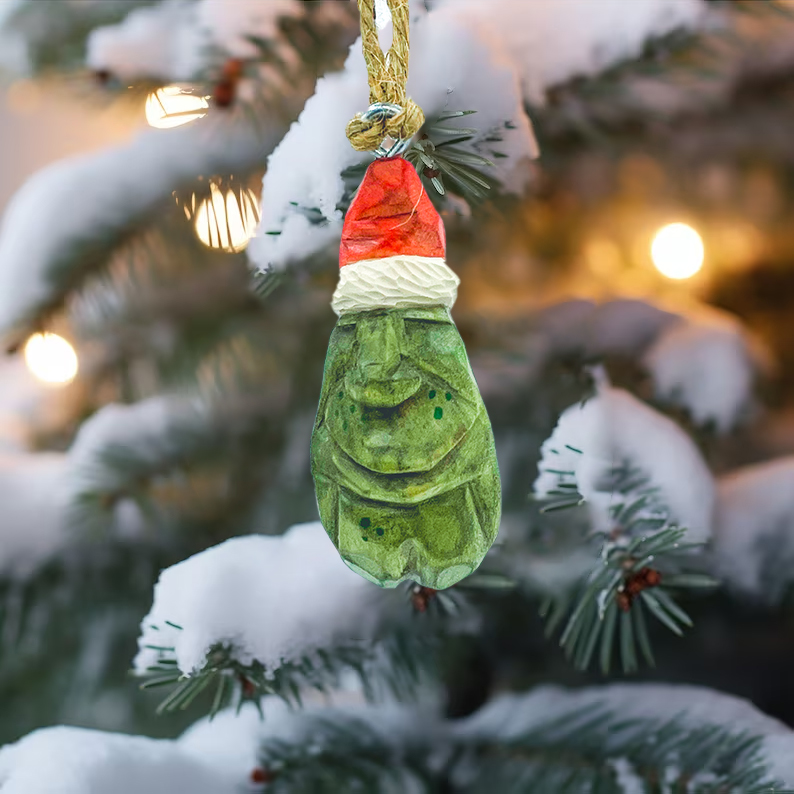 🥒Handmade Wooden Pickle Christmas tree ornament