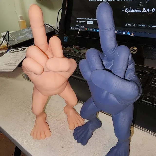 🤣Middle Finger Figure With Legs