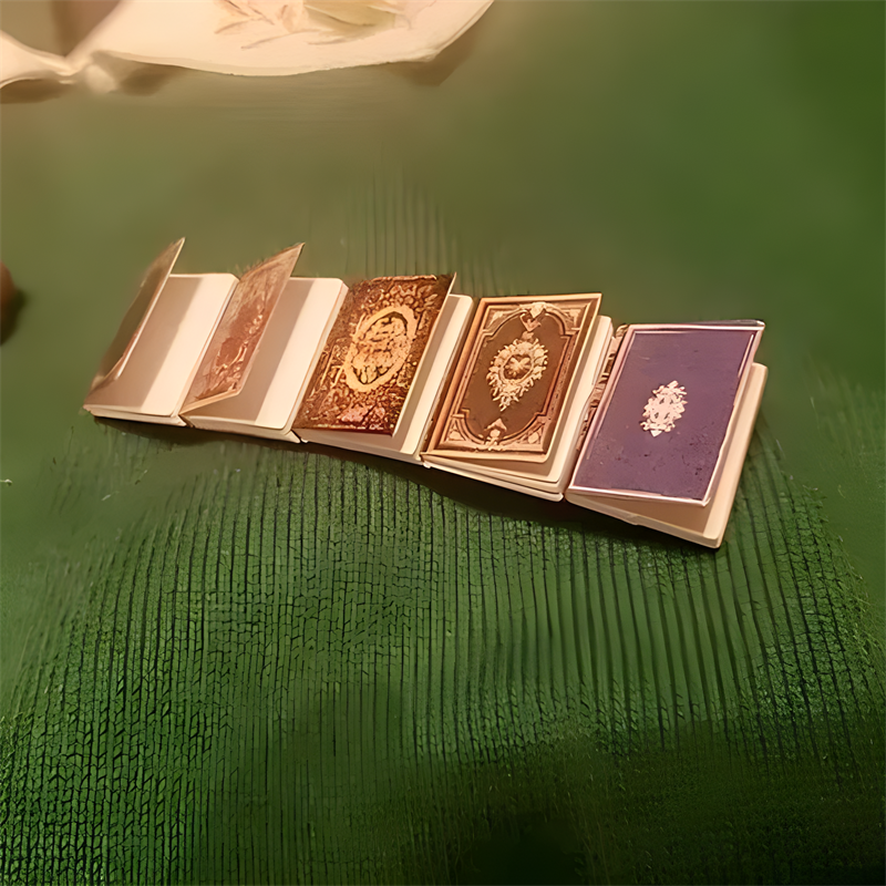 📗📕📔📙Miniature book hair clip