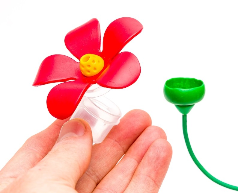 🐦Hat Clip Hummingbird Feeder