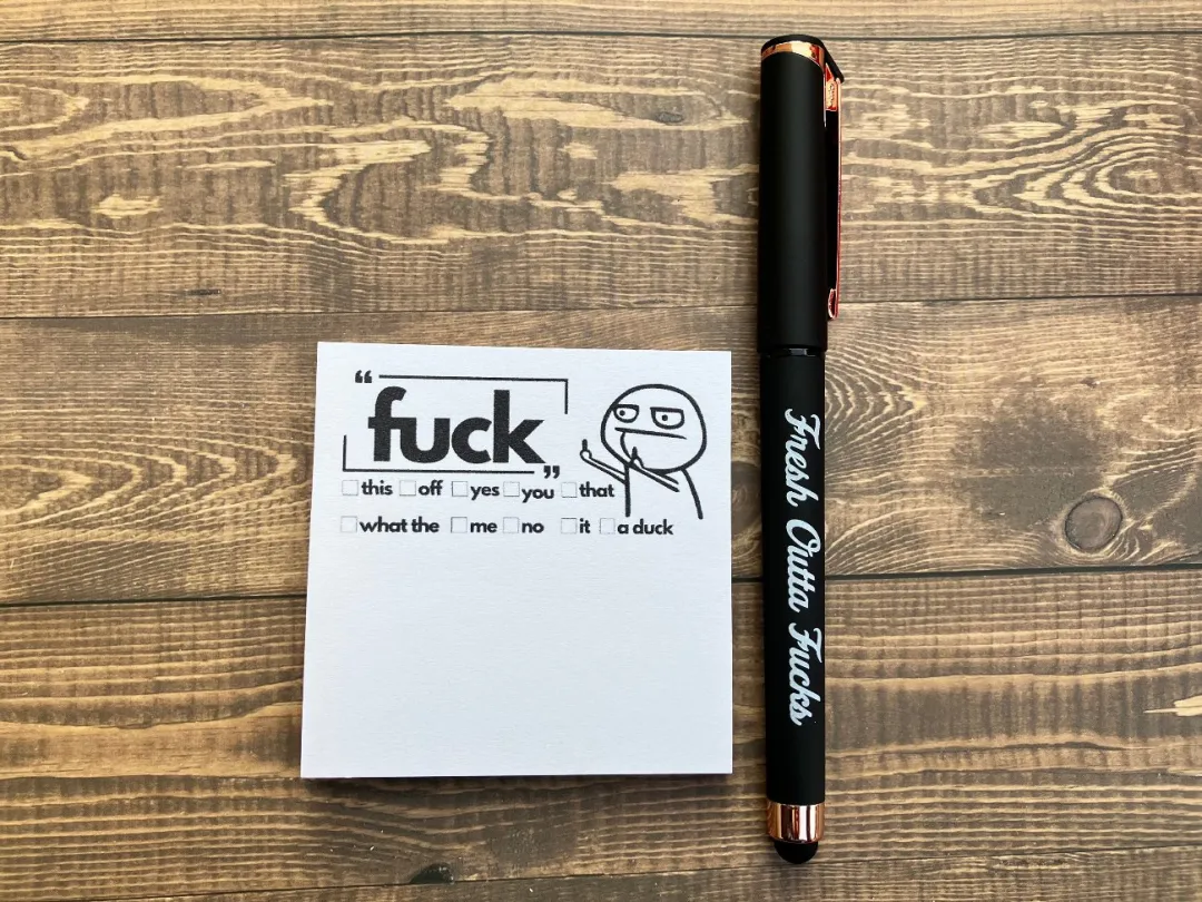 🎁💝2023 CHRISTMAS GIFT - Fresh Outta Fucks Pad and Pen