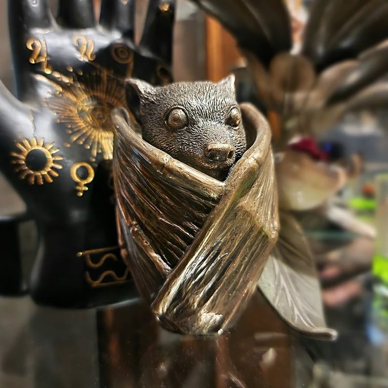 🦇💍🎁Bronze bat trinket cup, Gothic home decor, bat jewelry box