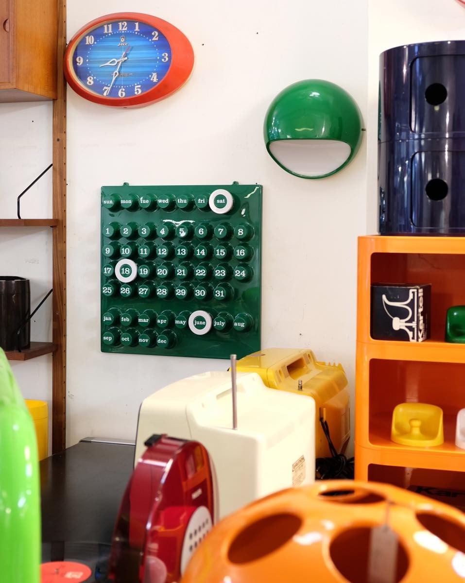 Ring a Date Perpetual Calendar