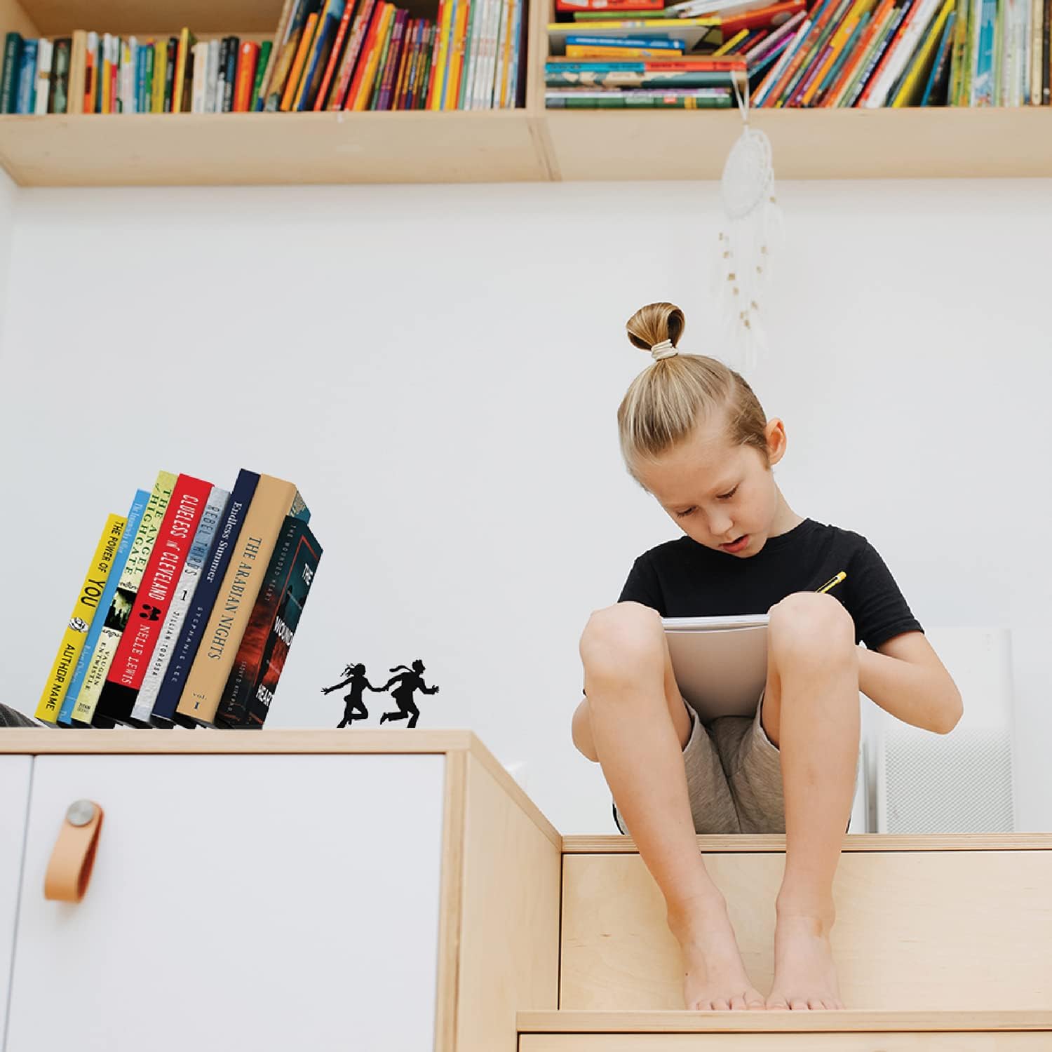 Black Metal Bookend Model
