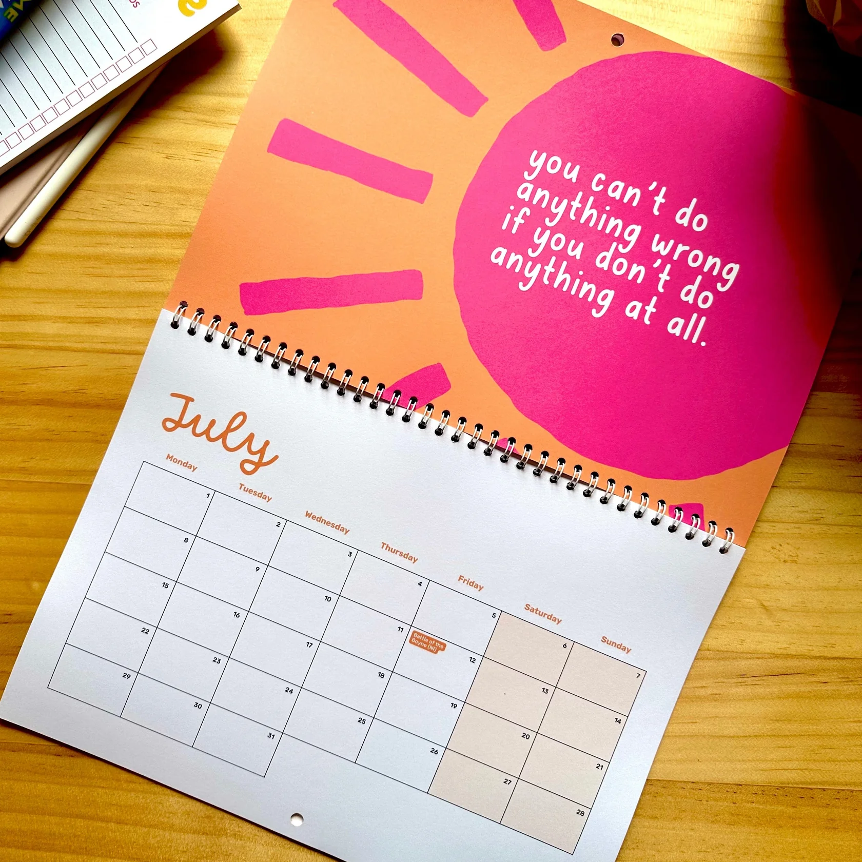 🤣2024 Anti-Motivational Wall Calendar