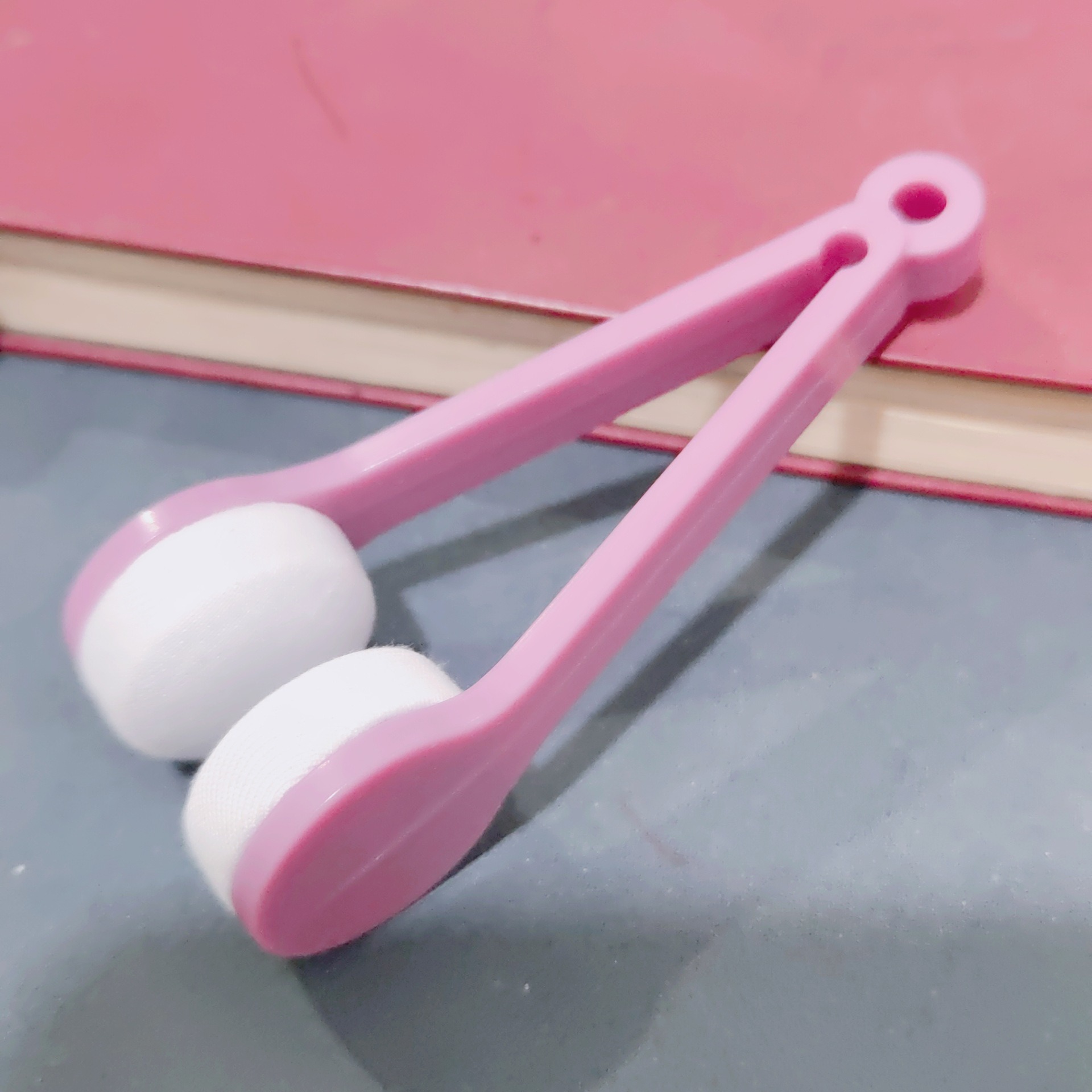 Glasses Cleaning Brush