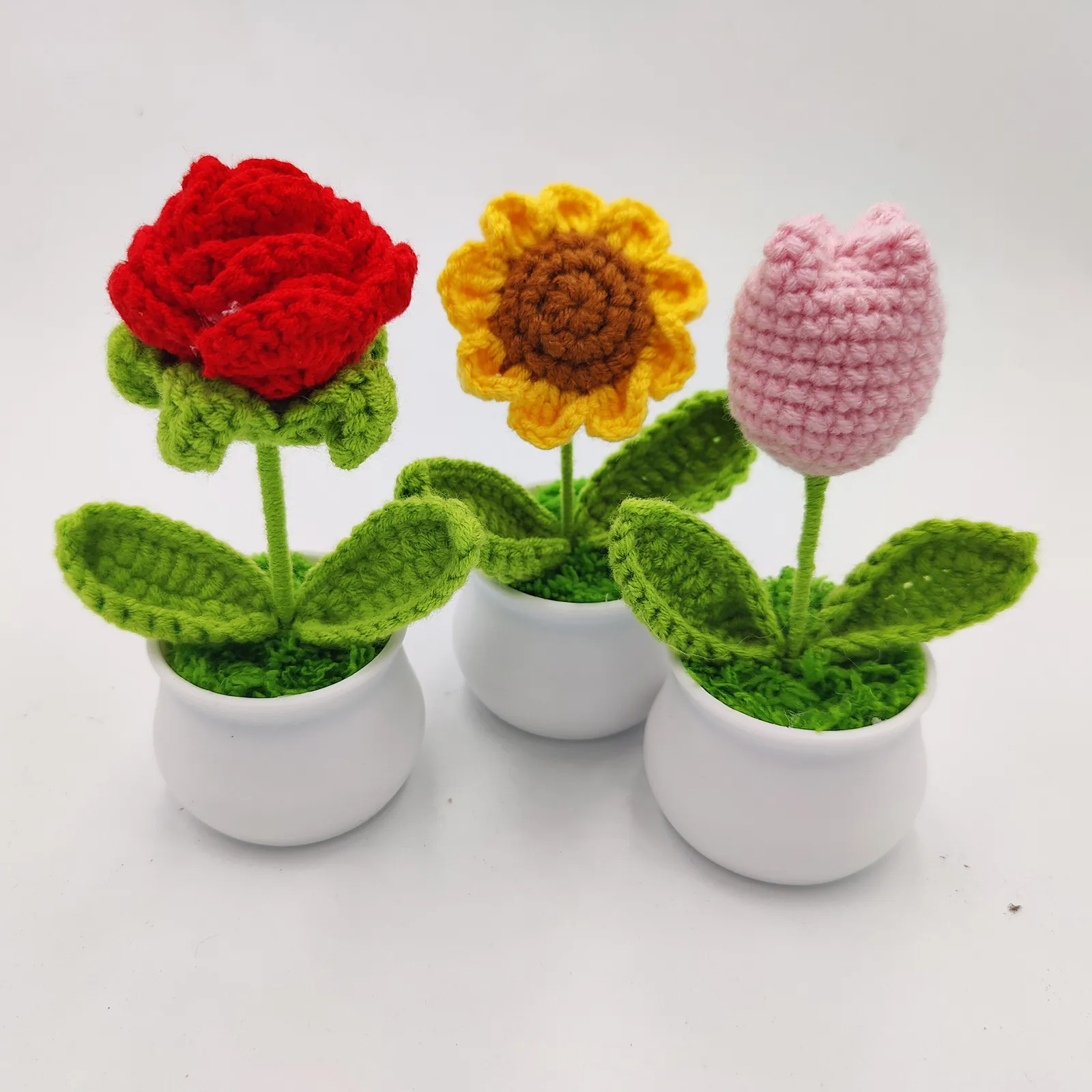 ✨Hand Knitted Mini Potted Plant🌻