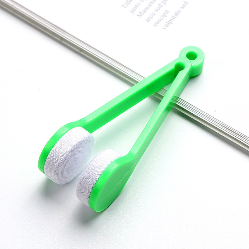 Glasses Cleaning Brush
