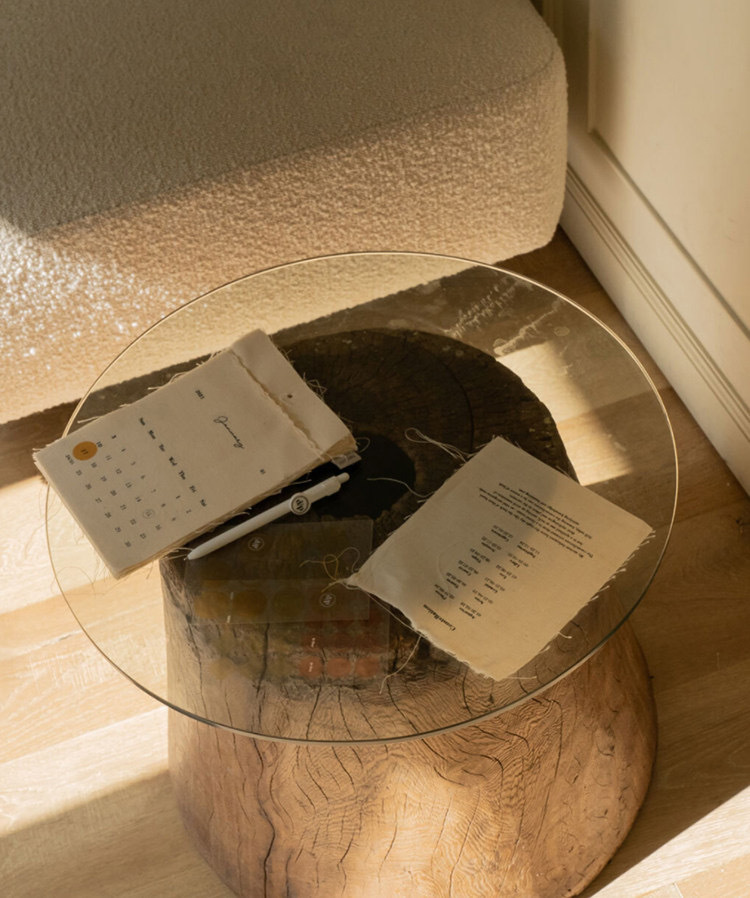 📅2024 Cotton And Linen Calendar