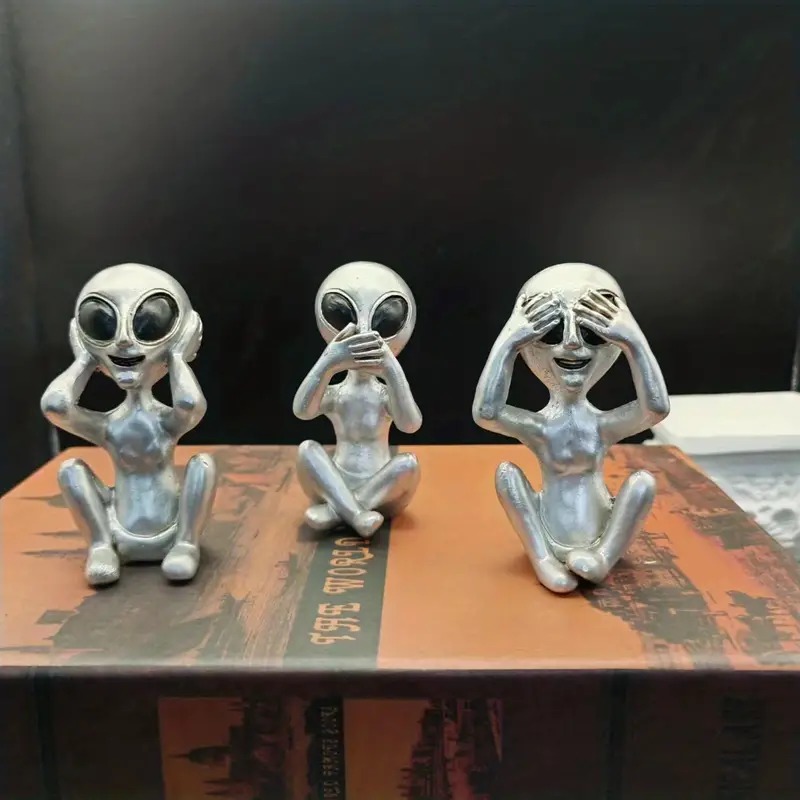 Three Wise Alien Figurines