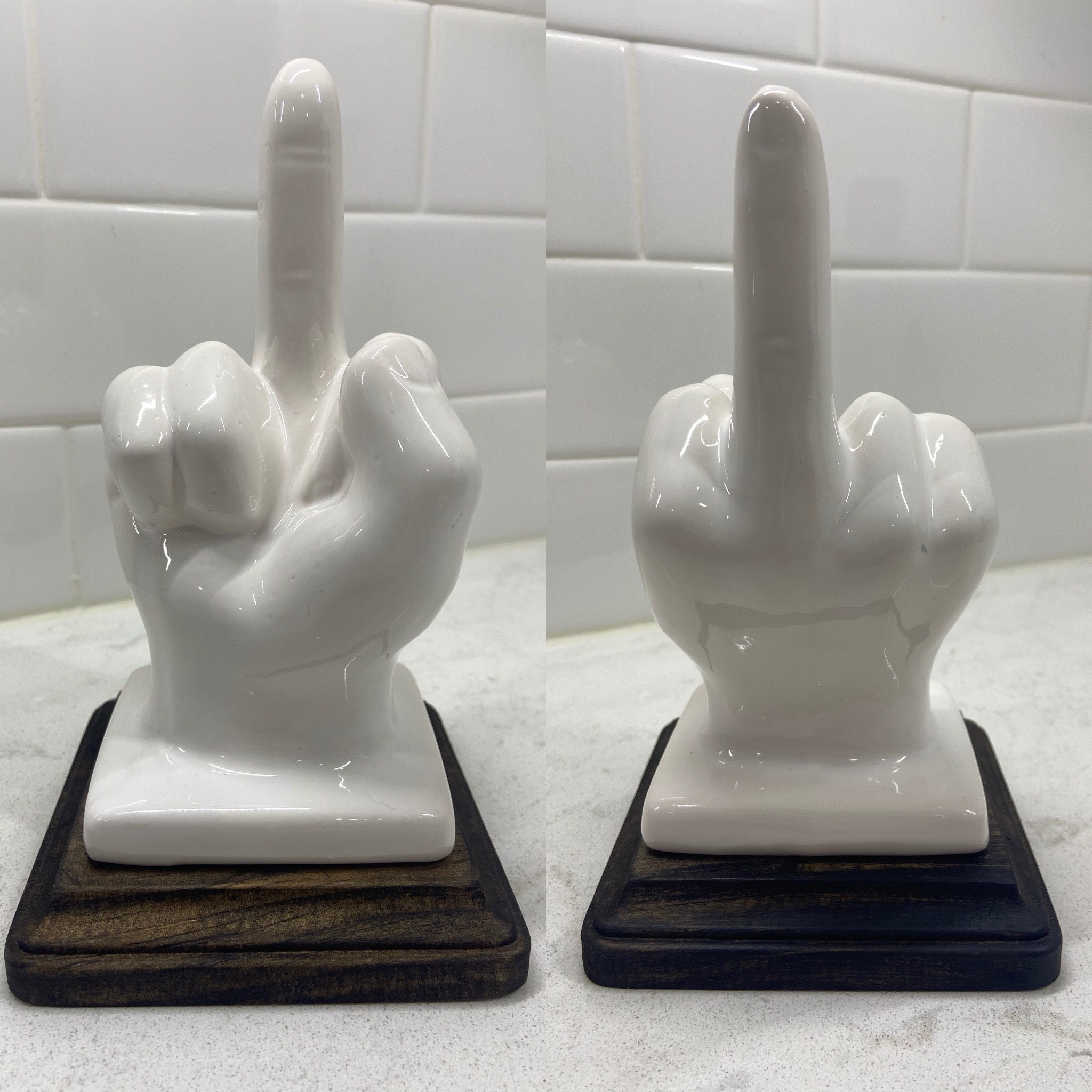 🤣Middle Finger Statue