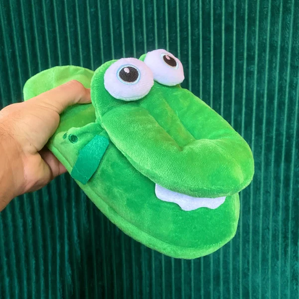 🐊 Creative Crocodile Slippers - Buy 2 Free Shipping