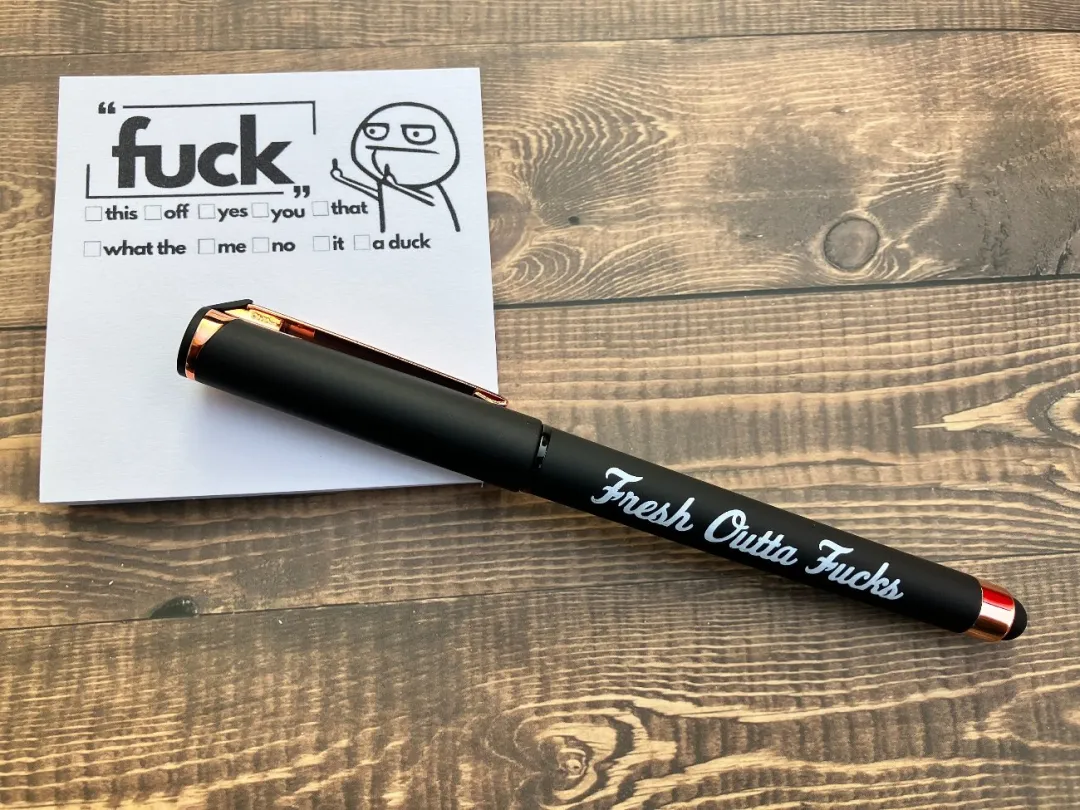 🎁💝2023 CHRISTMAS GIFT - Fresh Outta Fucks Pad and Pen