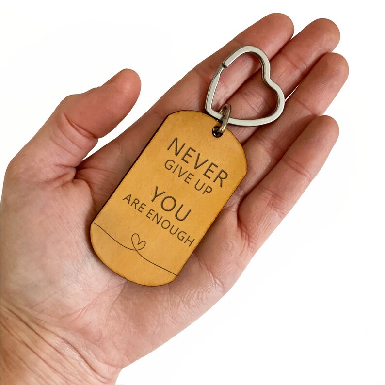 ✨🥰Christmas Gifts for Best Friend | Encouraging Words Leather Keychain🎄