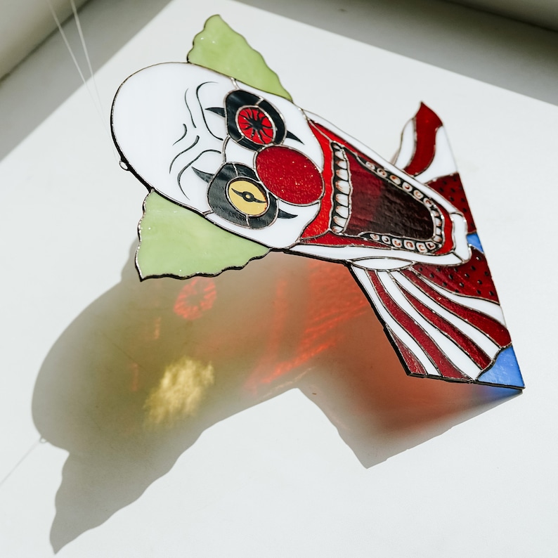 🤡Stained Glass Clown Decor