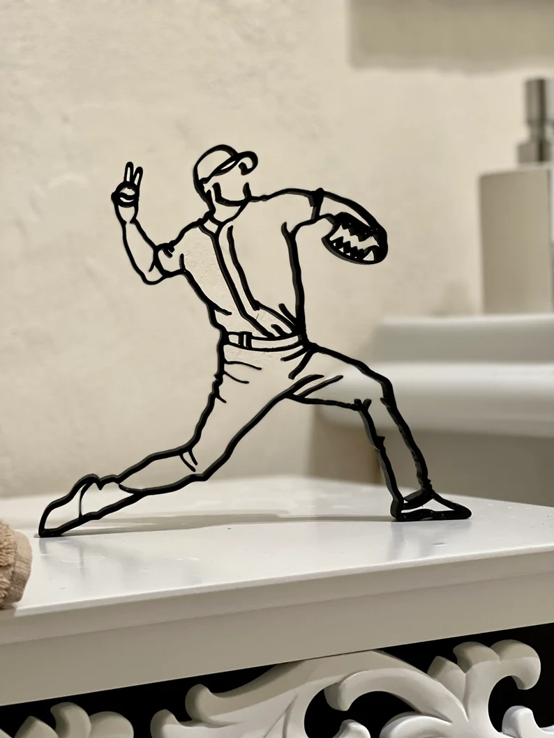 Hot Sale - Line Art Figurine