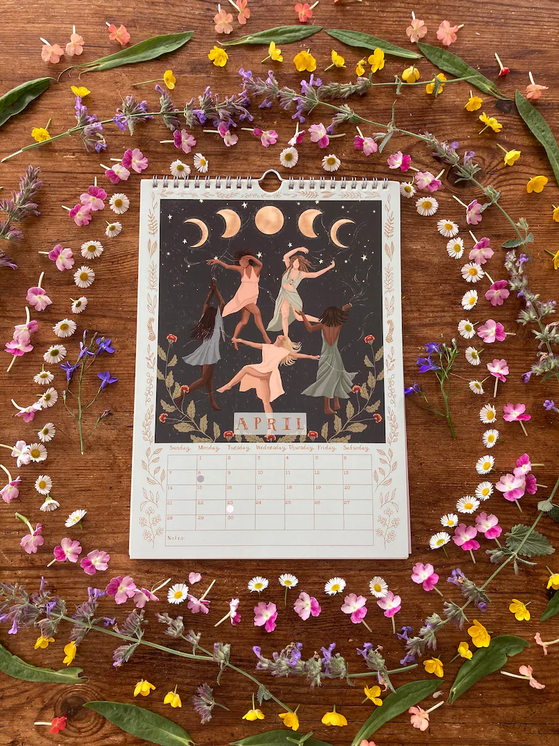 Womens Circles Hanging Wall Calendar