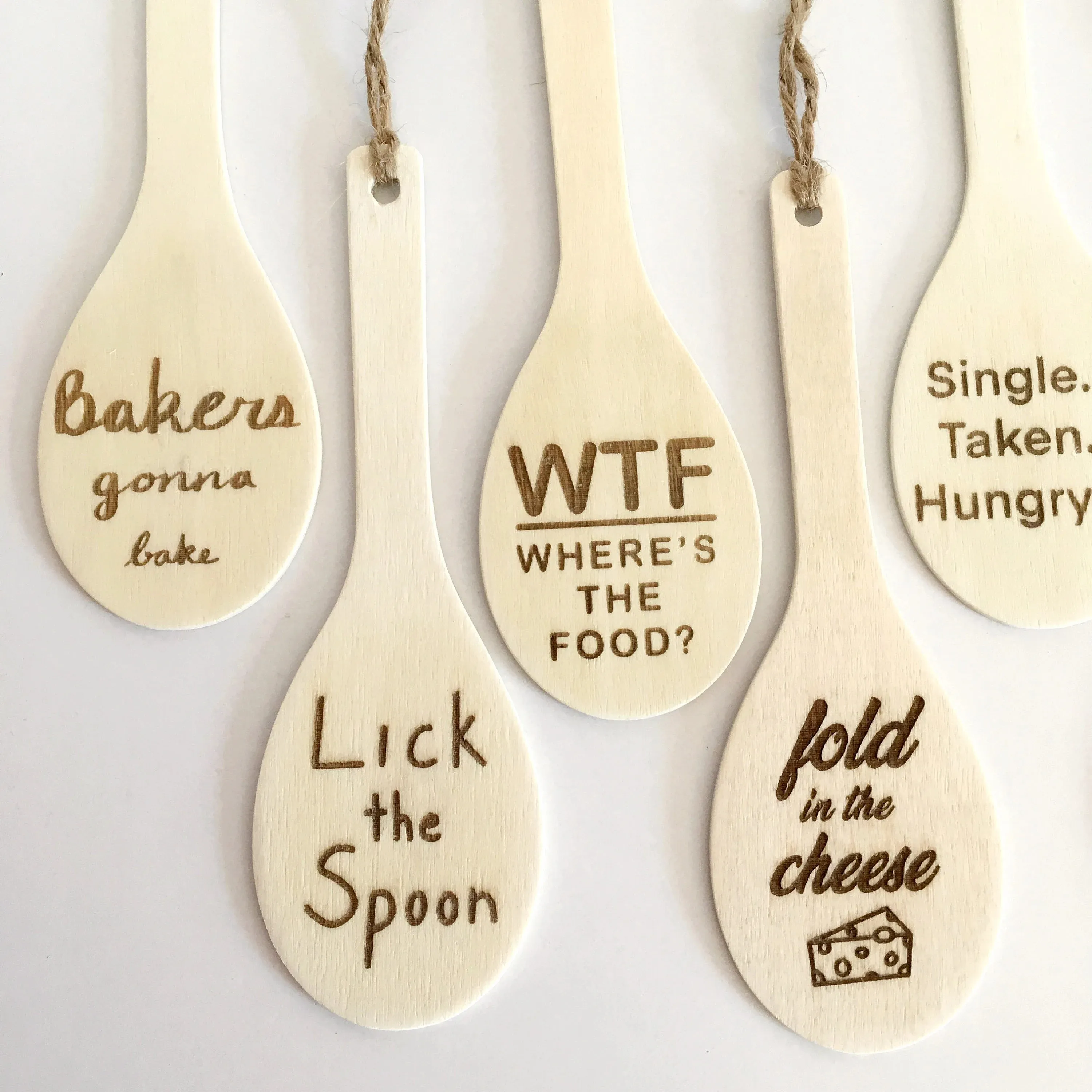 🥄Fun Wooden Spoon Decoration💟