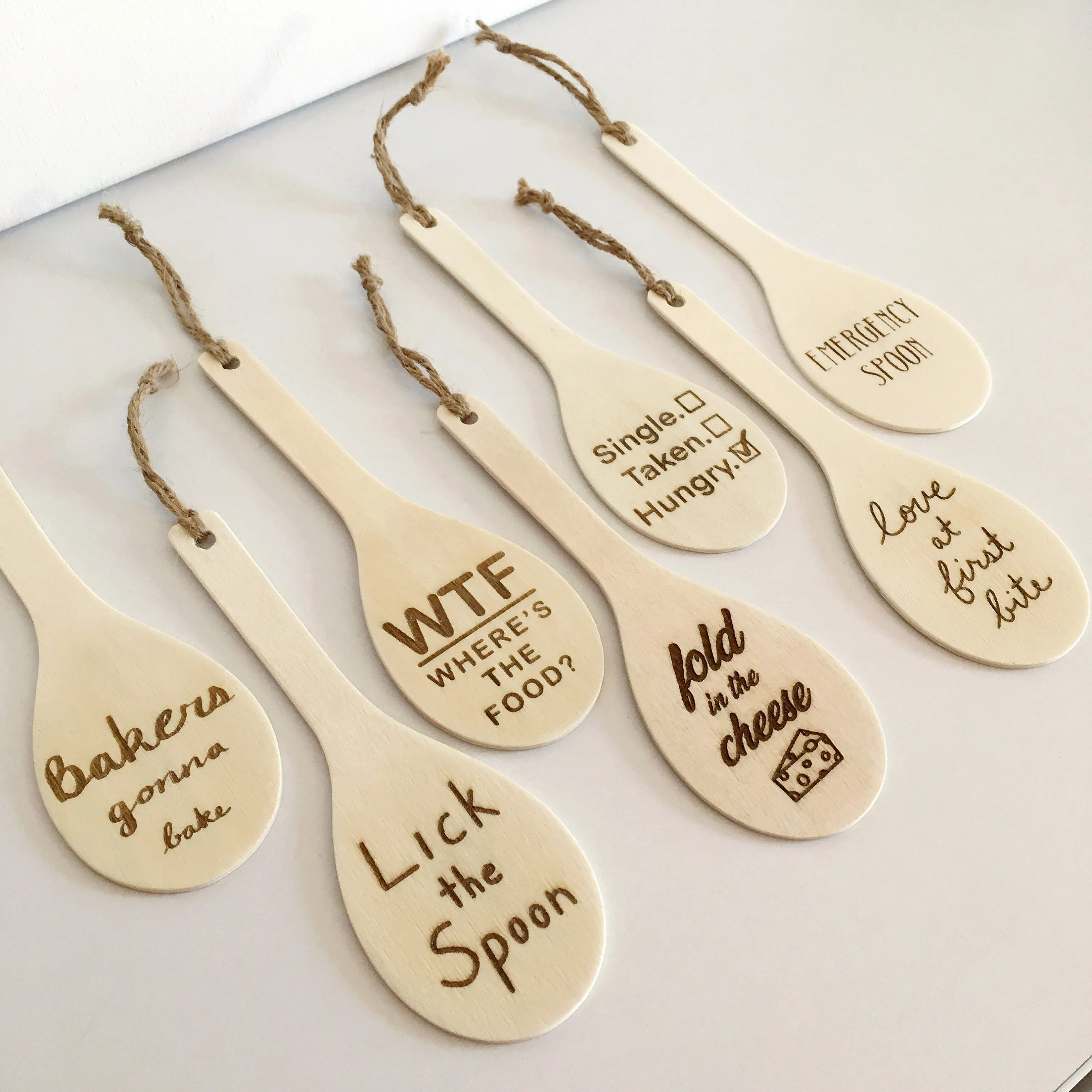 🥄Fun Wooden Spoon Decoration💟