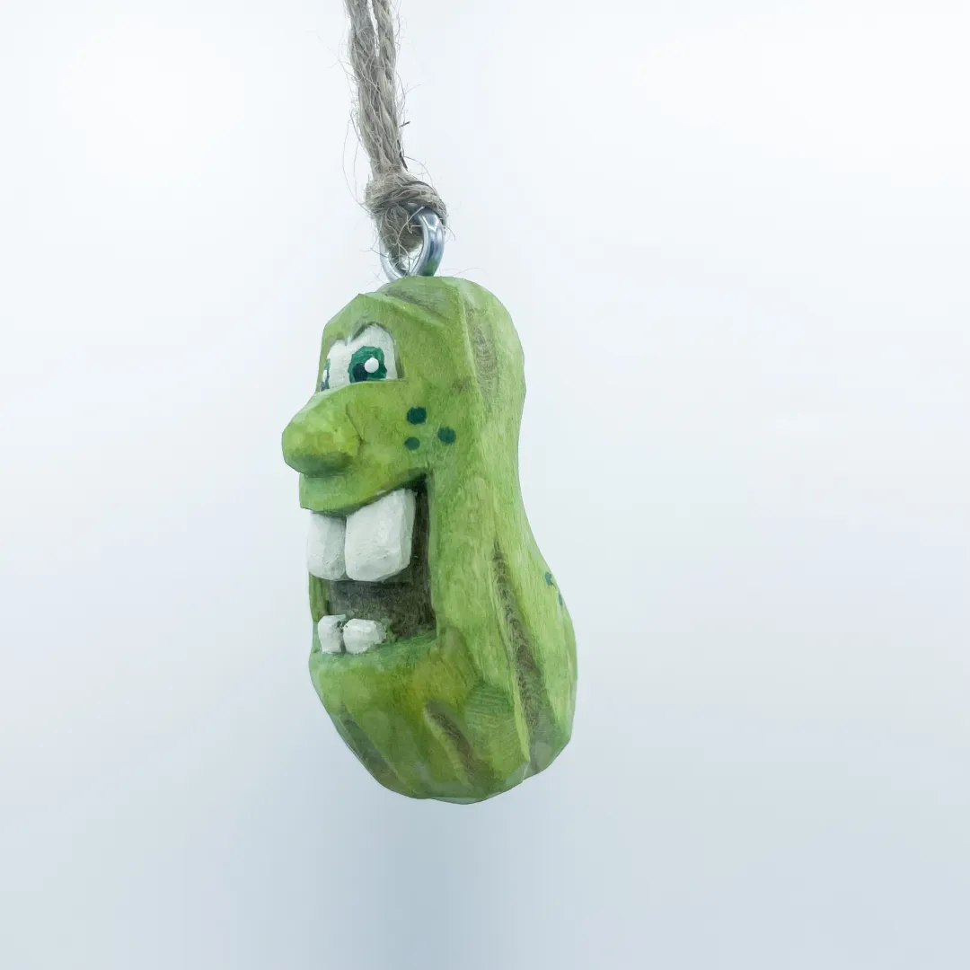 🥒Handmade Wooden Pickle Christmas tree ornament