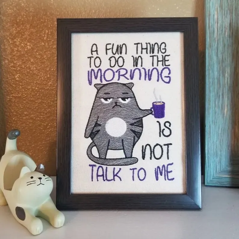 🐱Funny Cat Office Desk Decor