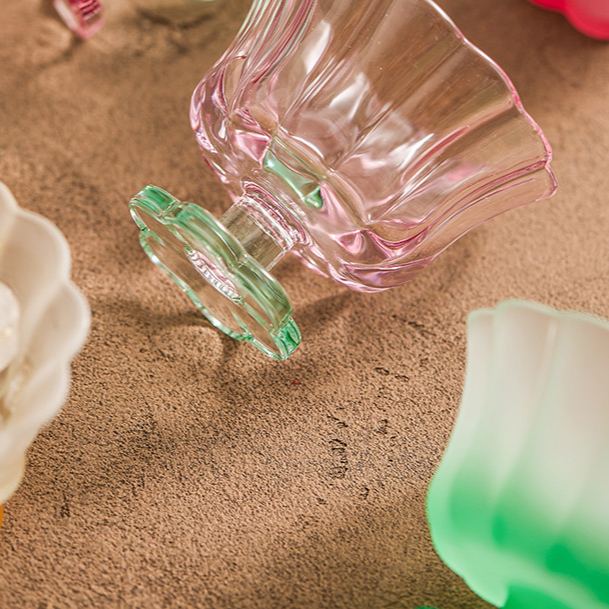 🌸 Blossom Glass Tumbler – Where Elegance Meets Everyday Magic