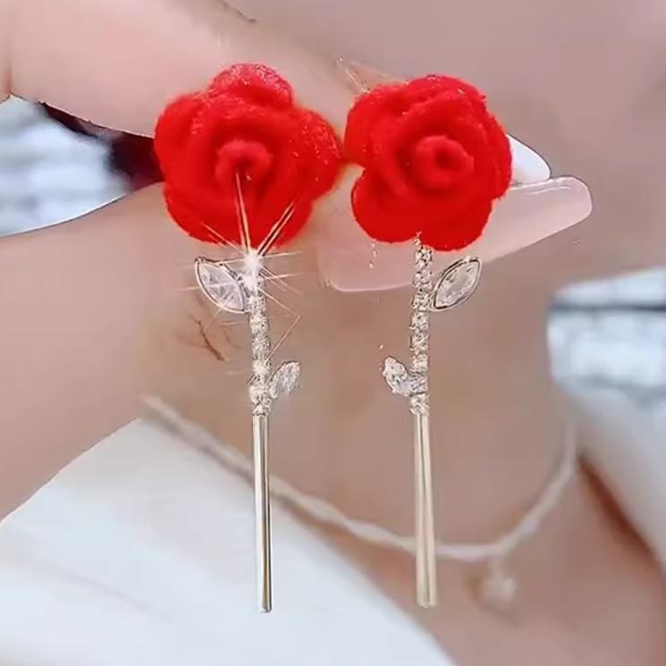 🌹 Velvet Rose Earrings – Romantic & Glamorous Floral Jewelry 🌹