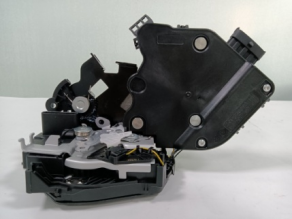 Car parts DOOR LATCH  LR078705 FOR LAND ROVER 