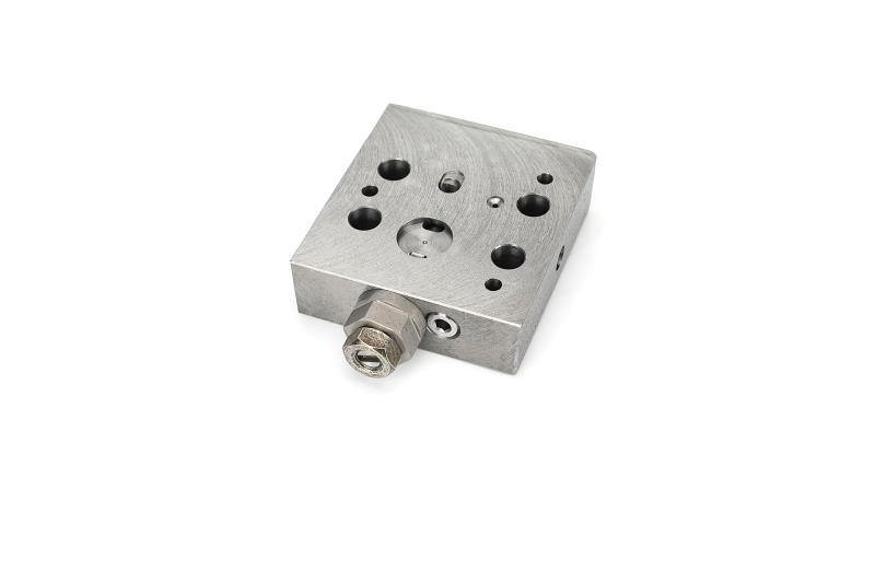 Excavators parts Hydraulic Valve Reducing valve block  for KOMATSU PC200-6