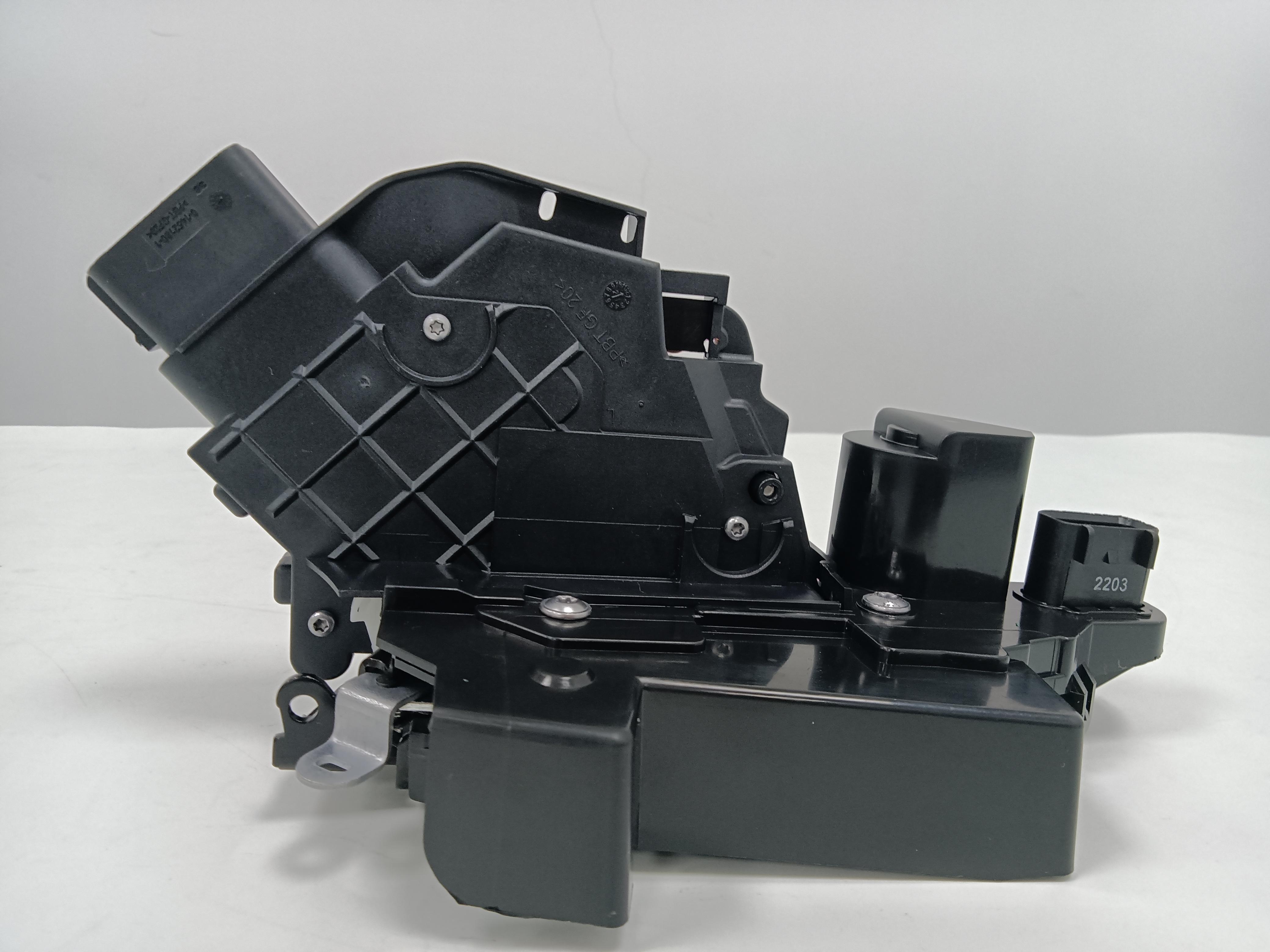 Car parts DOOR LATCH  31253661 FOR VOLVO