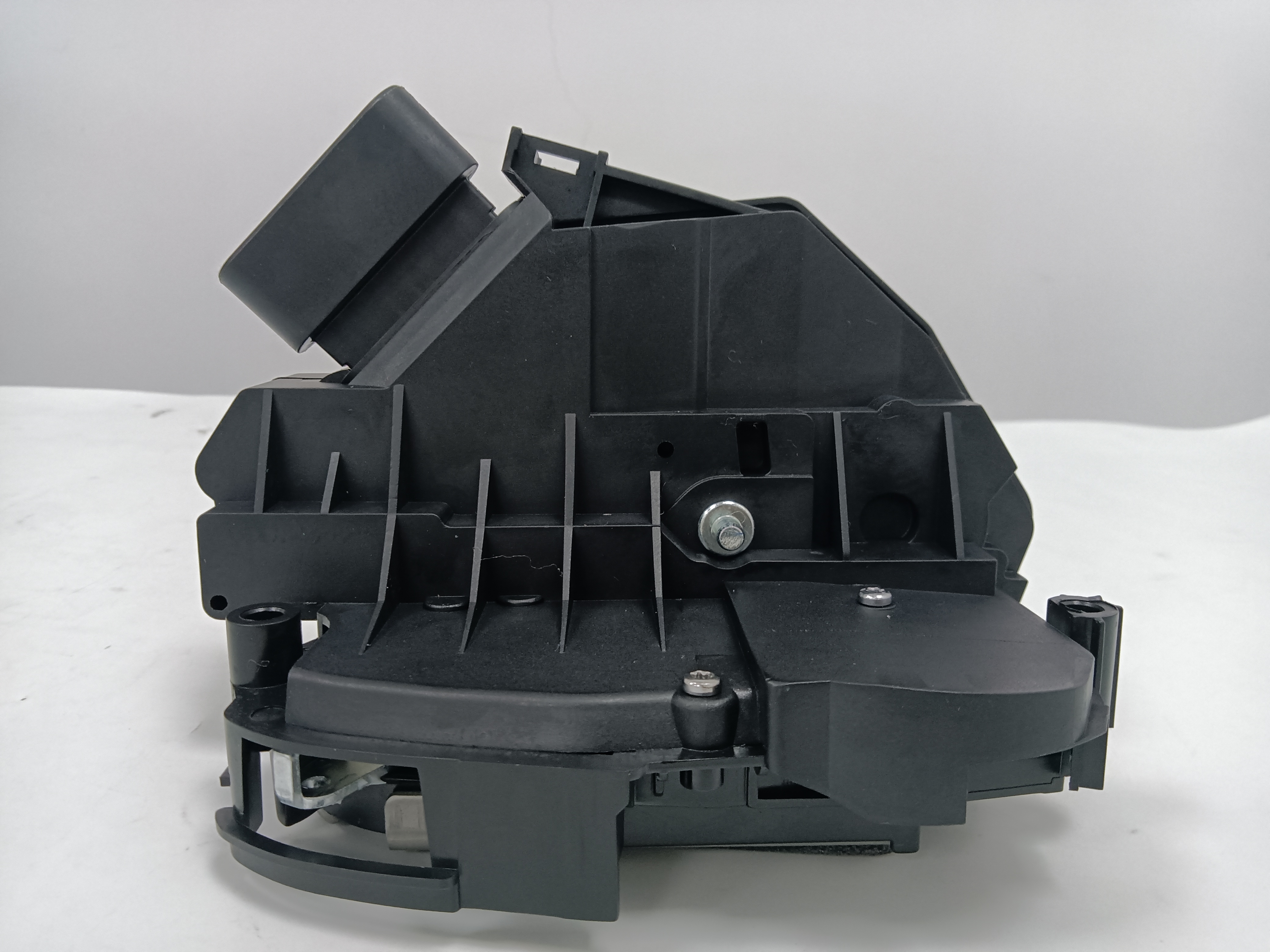 Car parts DOOR LATCH  31349858 FOR VOLVO