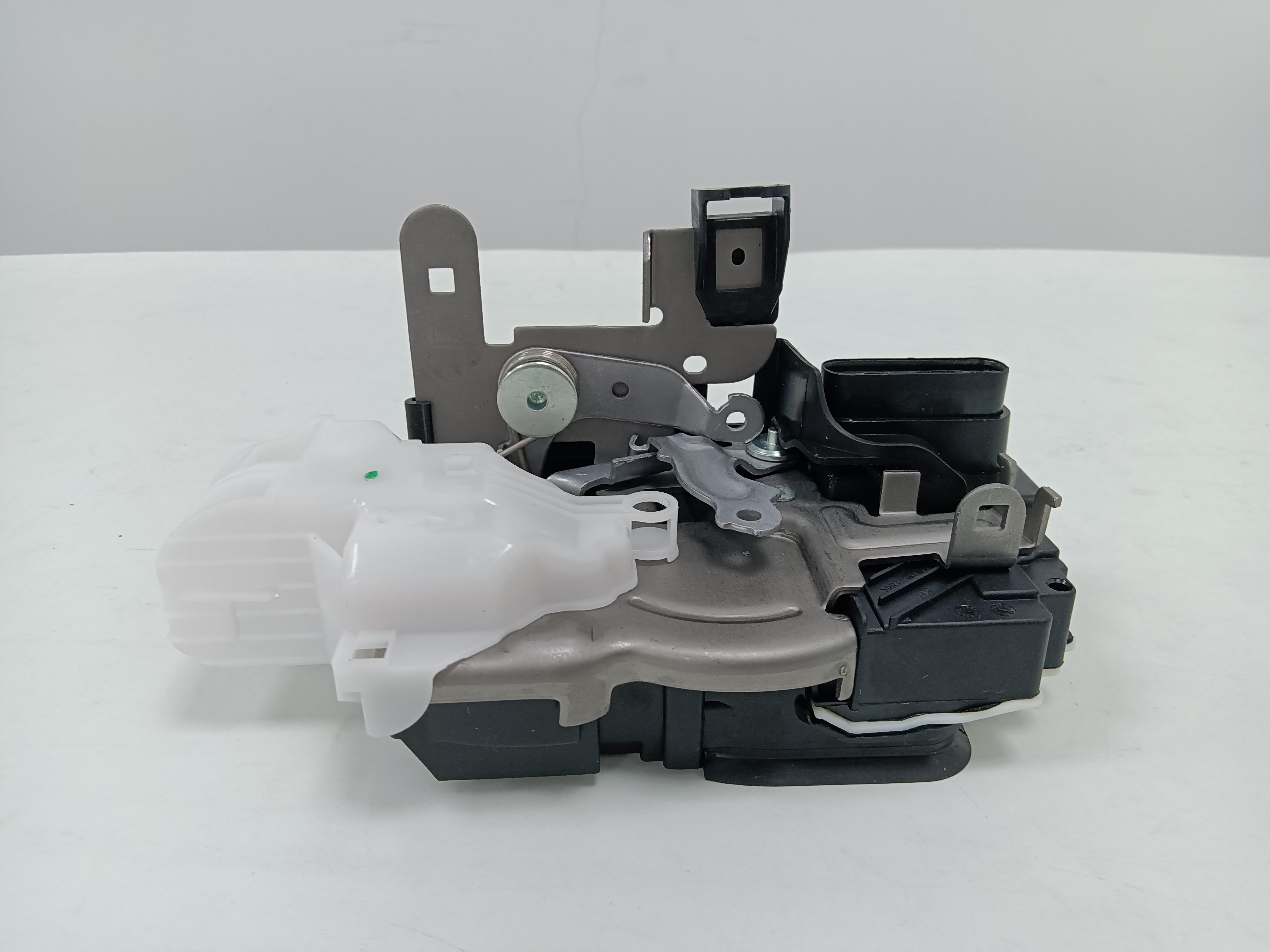 Car parts DOOR LATCH  31391828 FOR VOLVO
