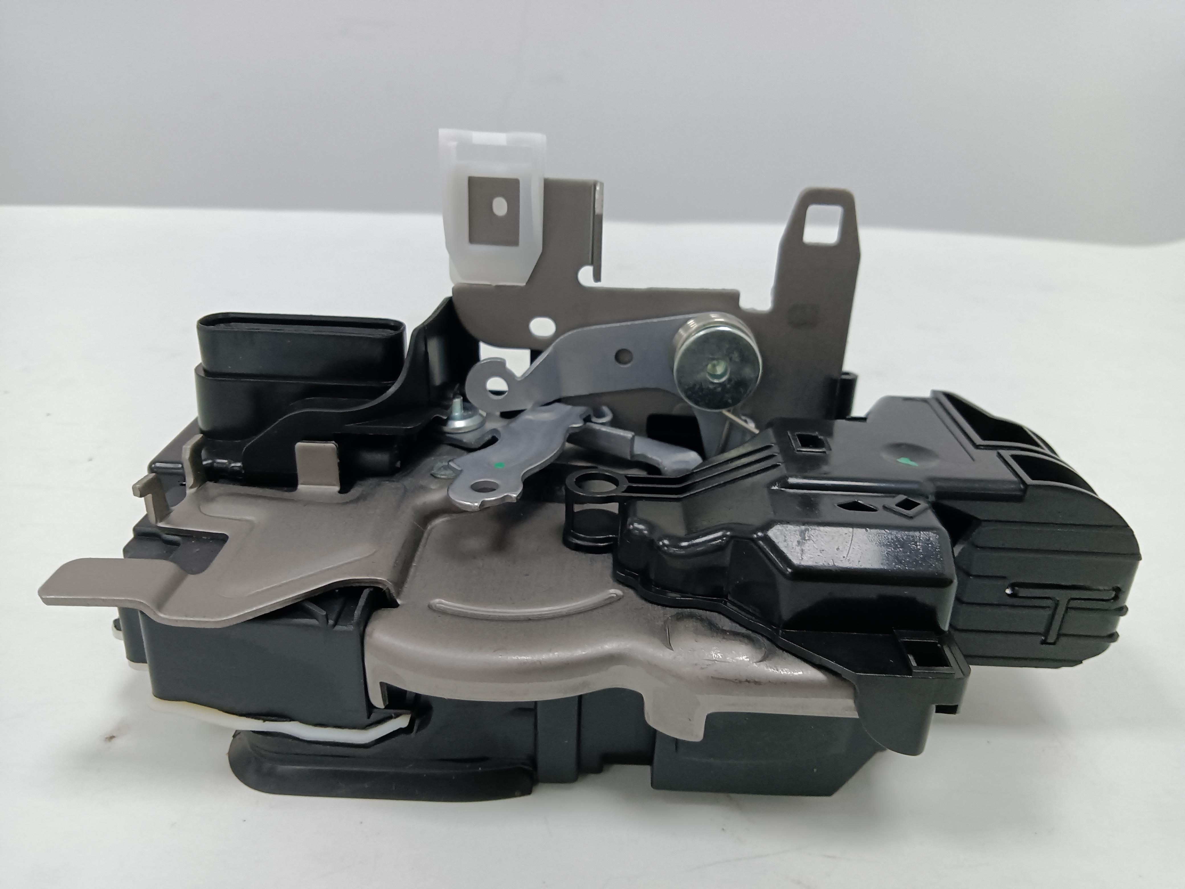 Car parts DOOR LATCH  31462456 FOR VOLVO