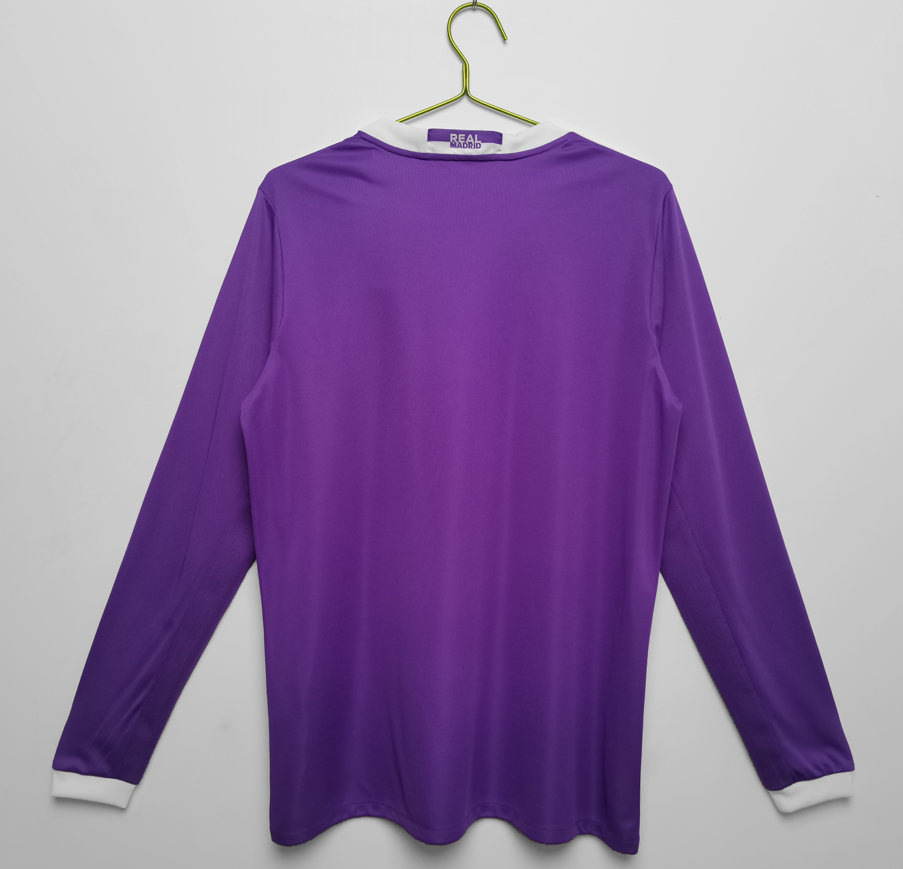 2016/17 Real Madrid Away Vintage Shirt