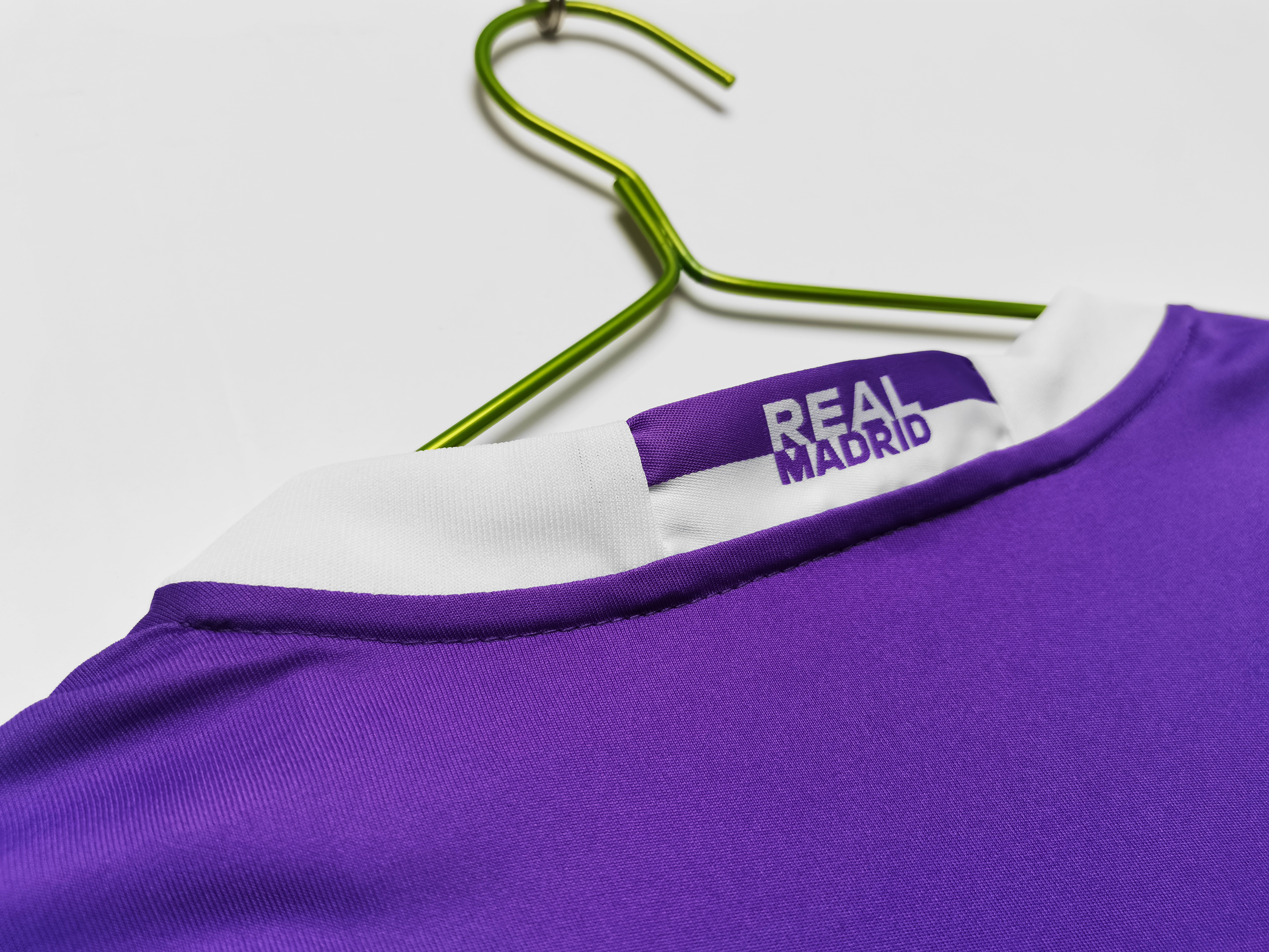 2016/17 Real Madrid Away Vintage Shirt