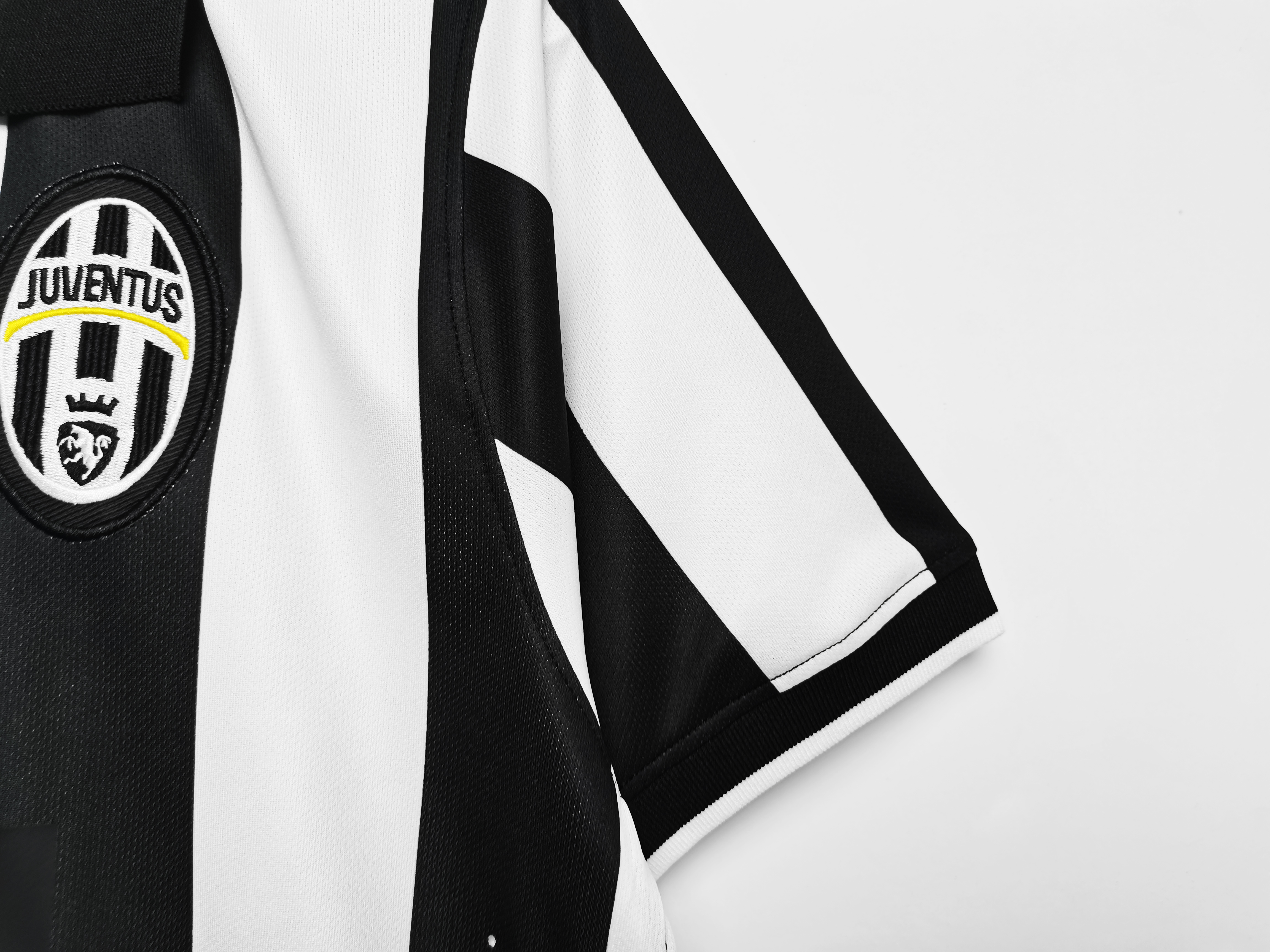 2014/15 Juventus Home Retro Football Shirt