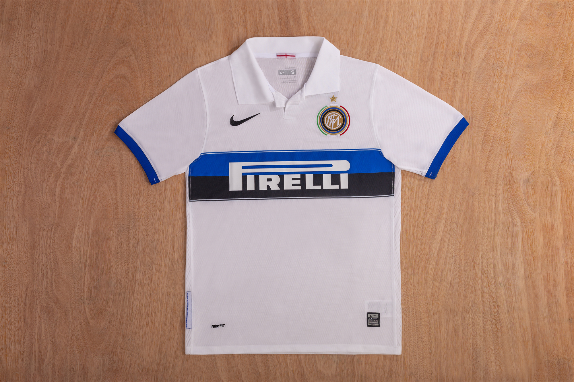 2009/10 Inter Milan Away Retro Football Jersey