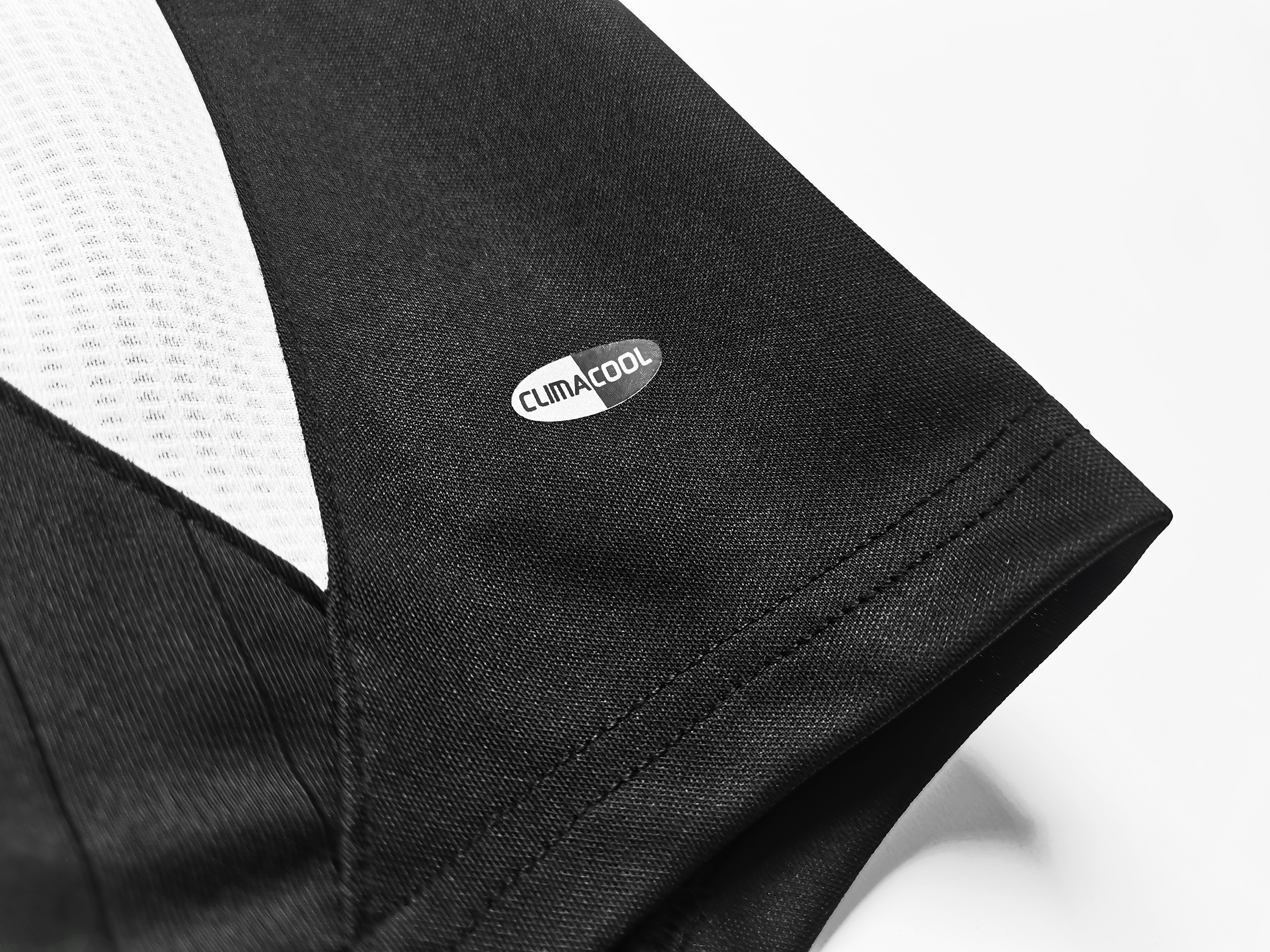 2006 Real Madrid Third Short Sleeve Vintage Shirt 