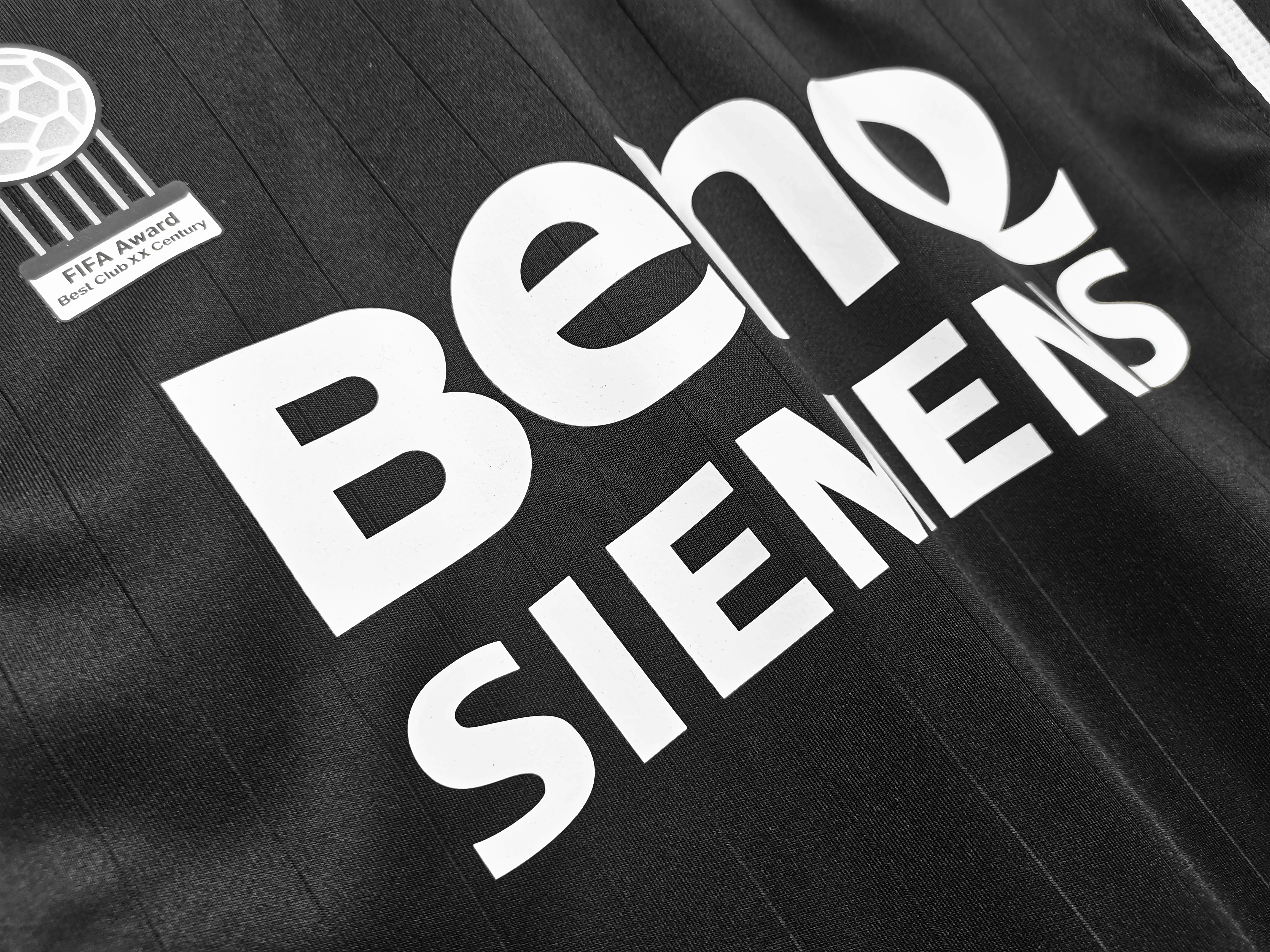 2006 Real Madrid Third Short Sleeve Vintage Shirt 