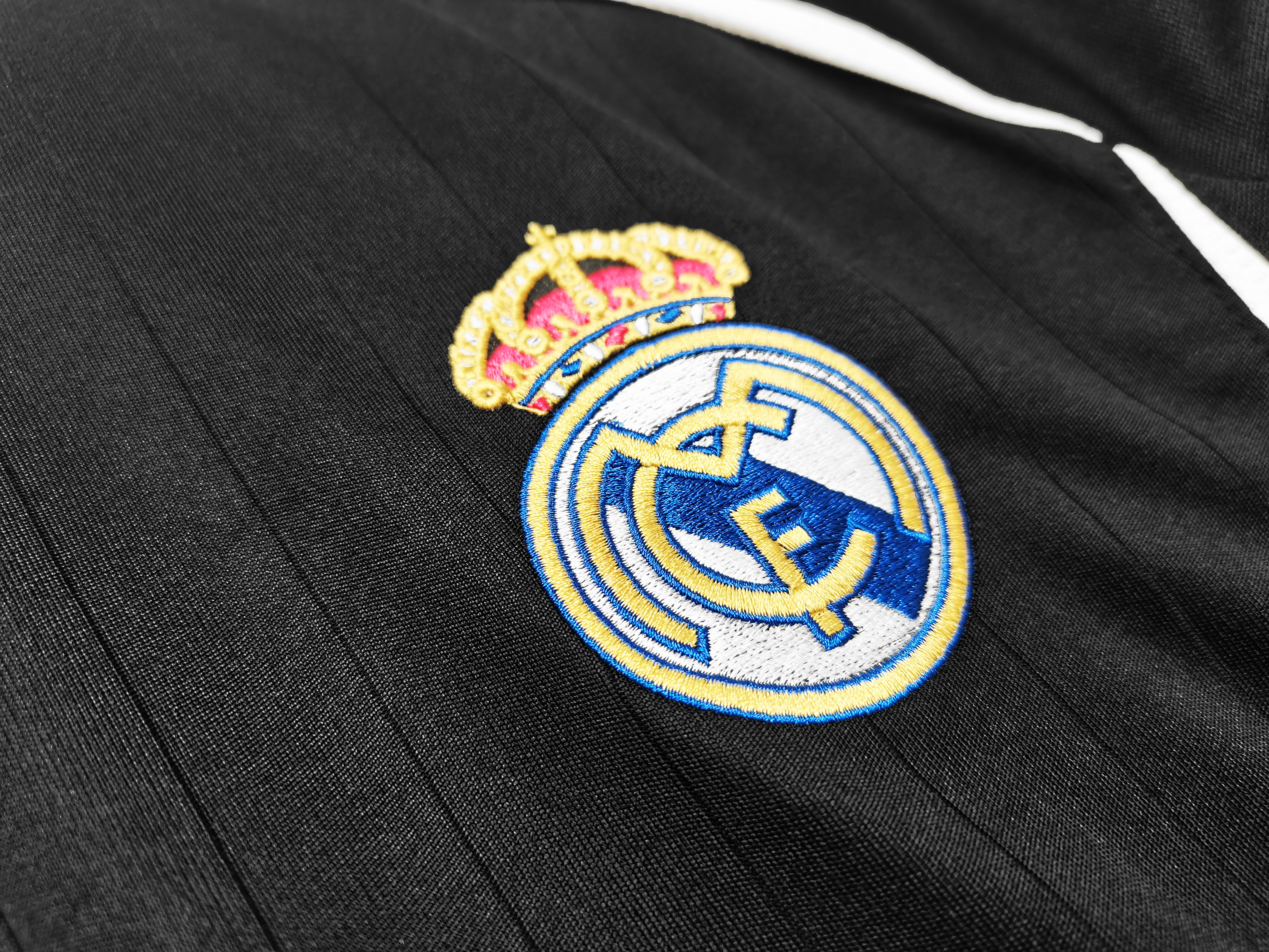 2006 Real Madrid Third Long Sleeve Vintage Shirt