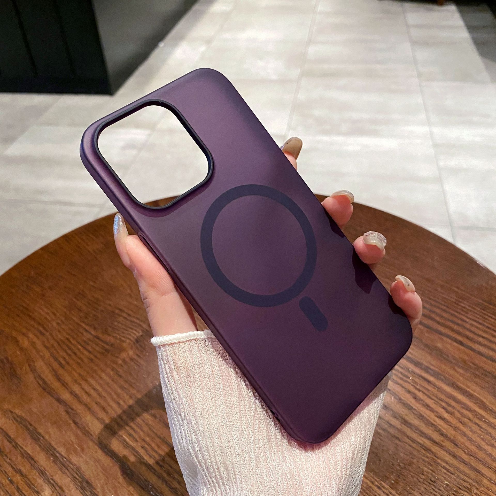 Ice Fog Magsafe Magnetic  Ultra-Thin  Hard Case For iPhone