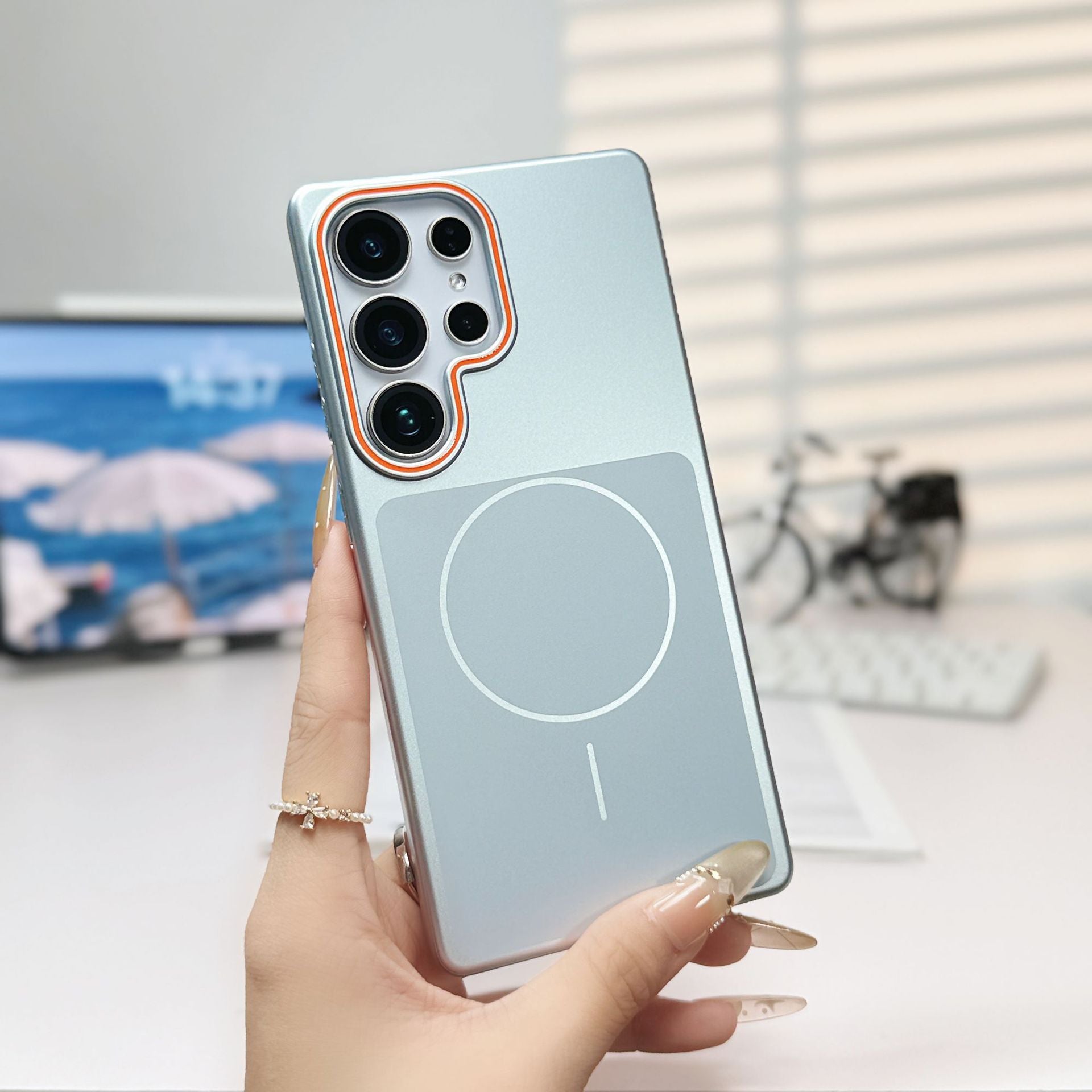 Magsafe Magnetic matte case for Samsung.