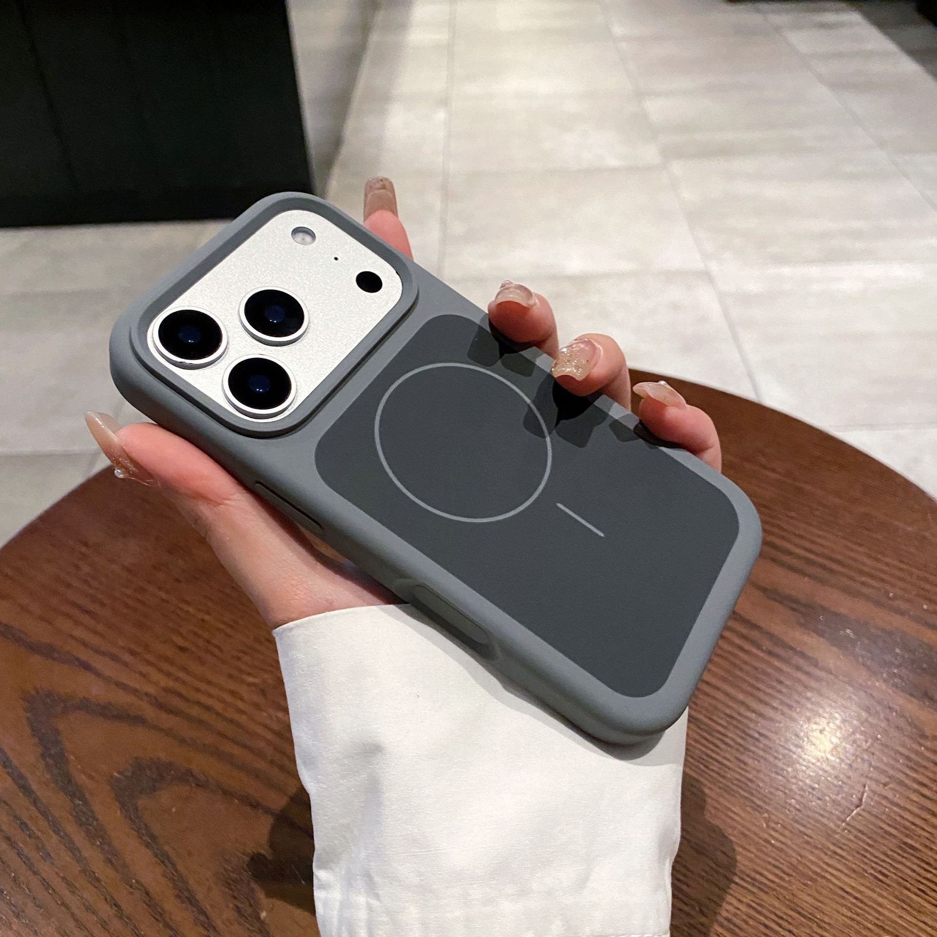 Liquid silicone magnetic Case for iPhone