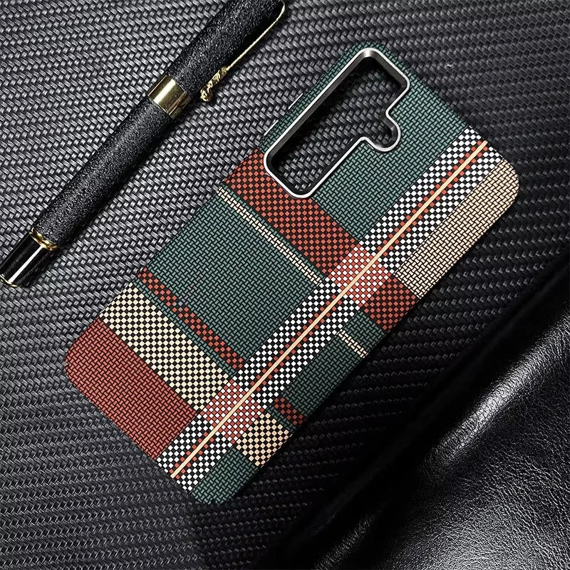 Thin Carbon Fibre Relief MagSafe Case for Samsung