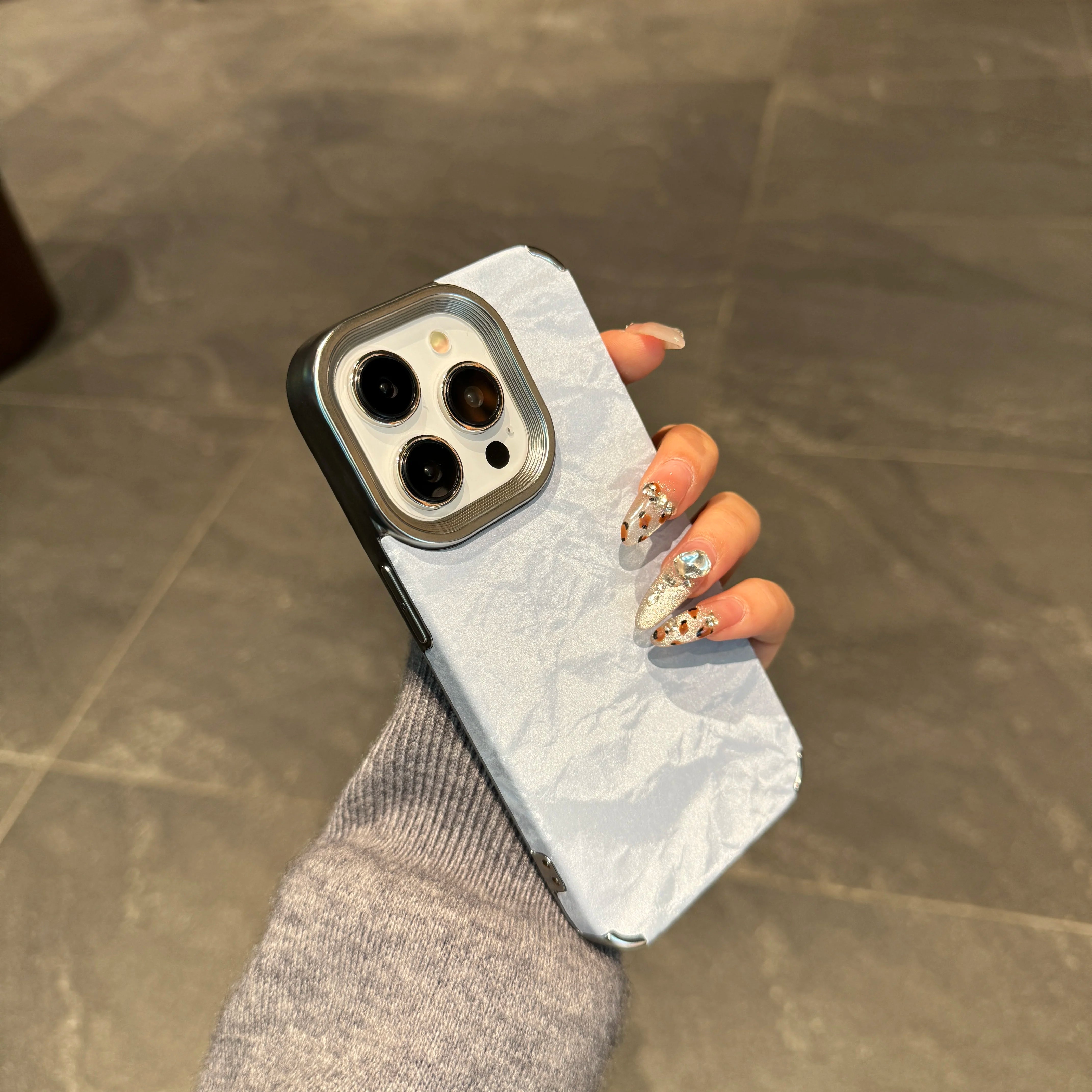 Velvet Snowy Mountain Pattern Shockproof Plating Anti-fall Case For iPhone