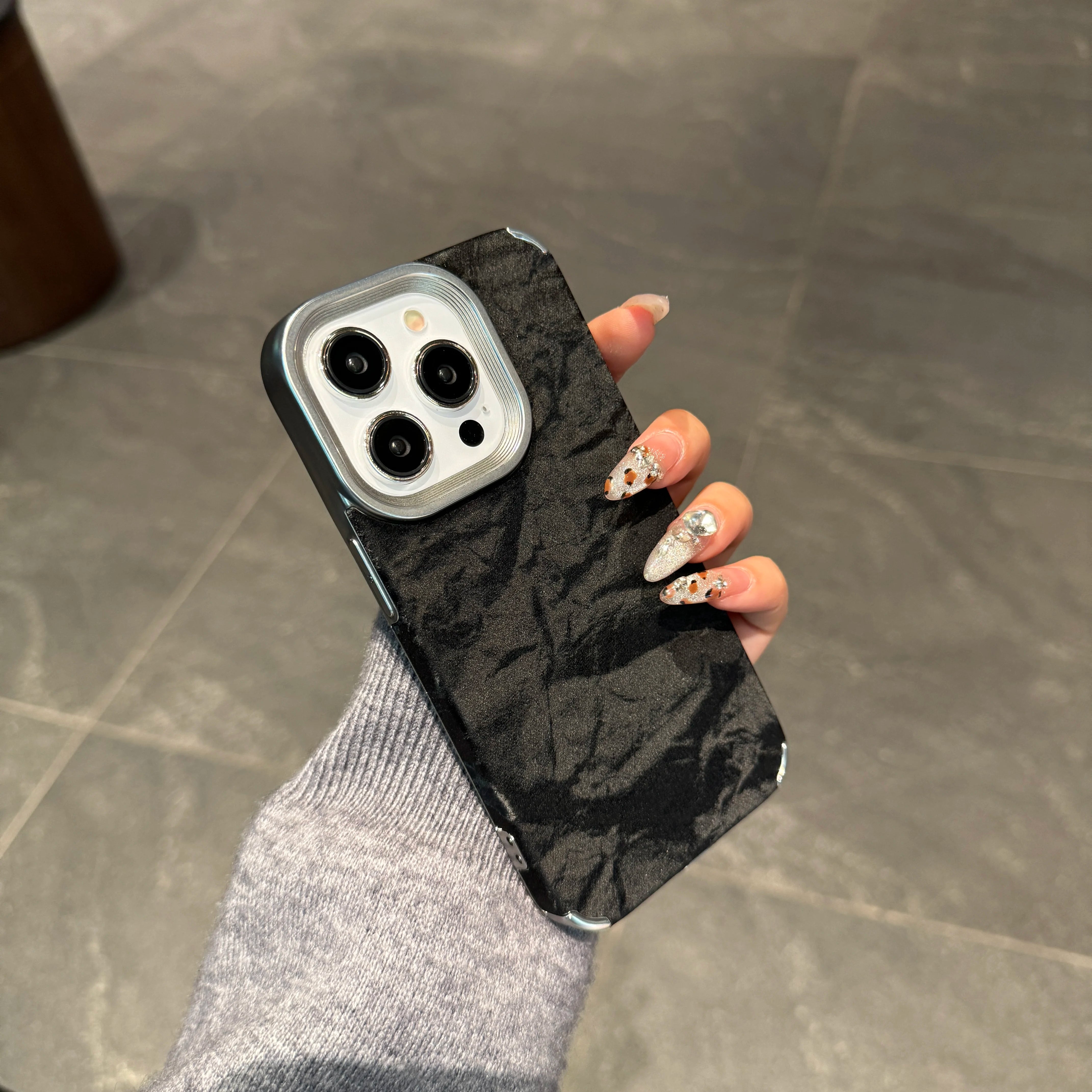 Velvet Snowy Mountain Pattern Shockproof Plating Anti-fall Case For iPhone