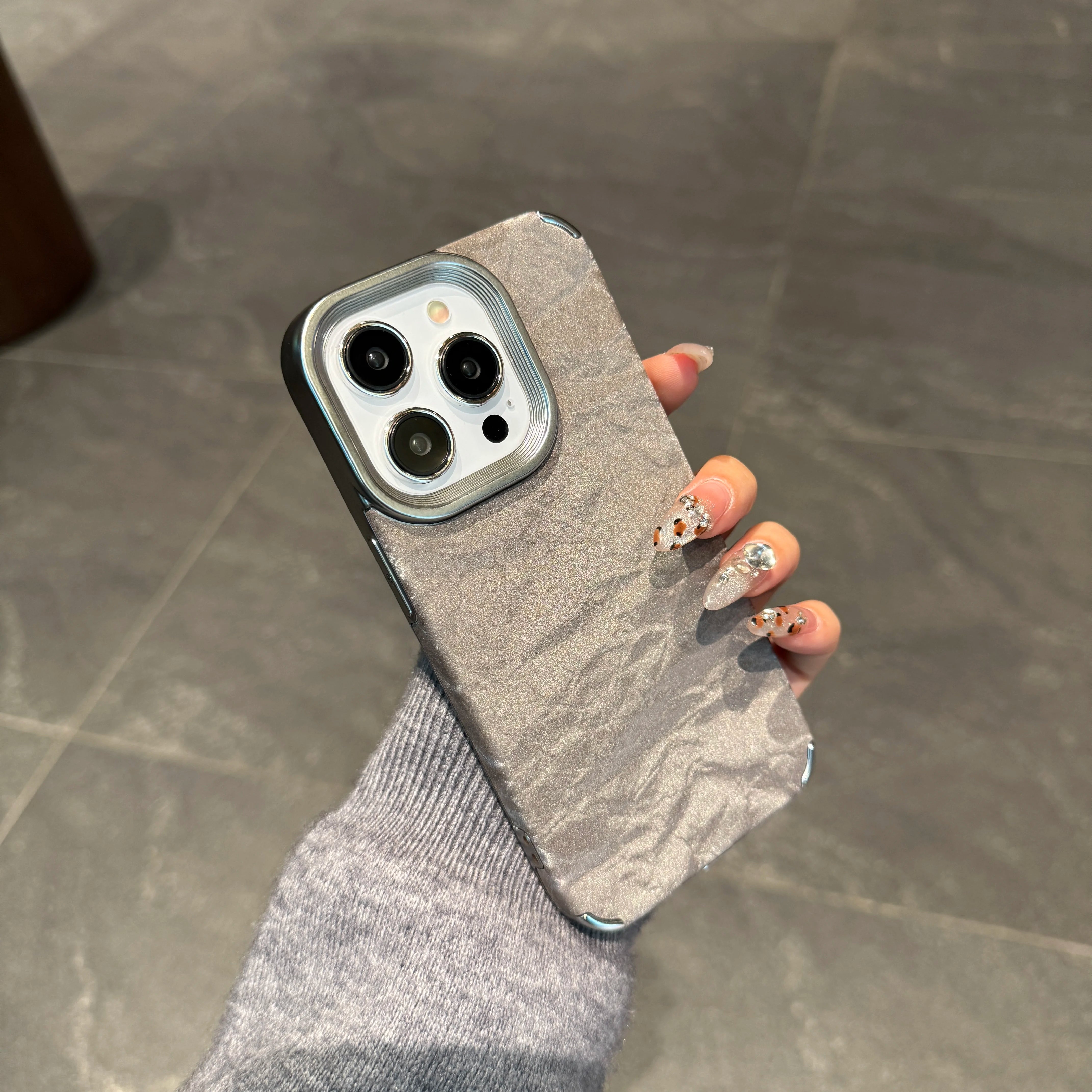 Velvet Snowy Mountain Pattern Shockproof Plating Anti-fall Case For iPhone